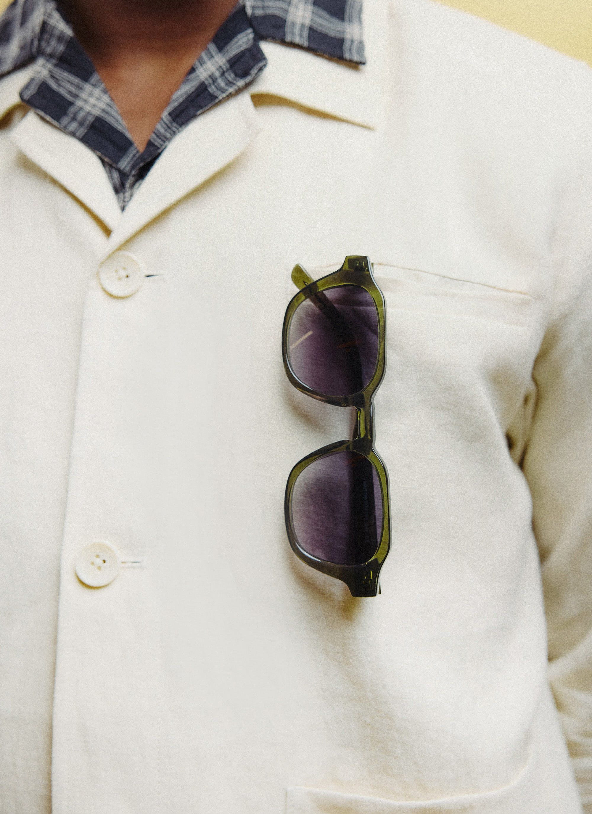 P001-E52 Olive Green Sunglasses | Light Brown Lenses