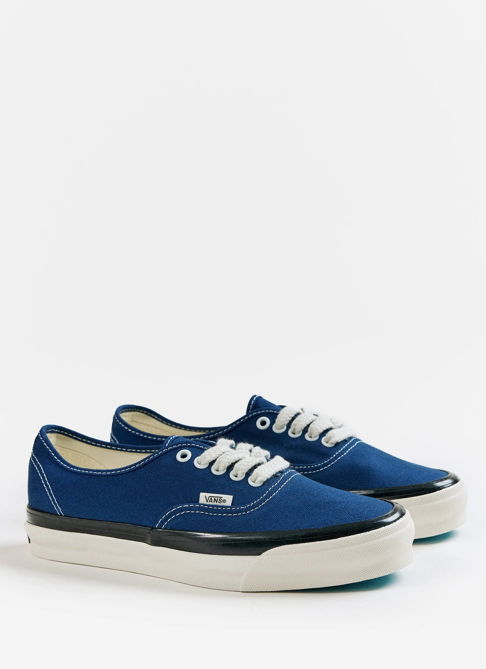 1098-vans-premium-authentic-44-shoe-blue-1.webp Vans | Premium Authentic 44 Shoe | Blue