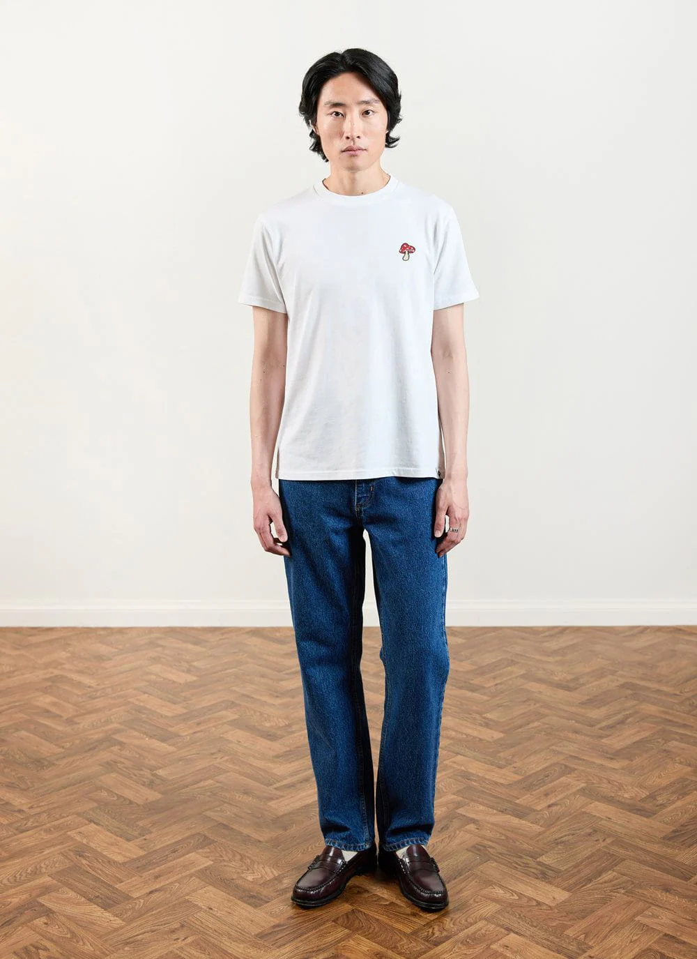 1245-mushroom-t-shirt-organic-cotton-white-2.webp Mushroom T Shirt | Organic Cotton | White