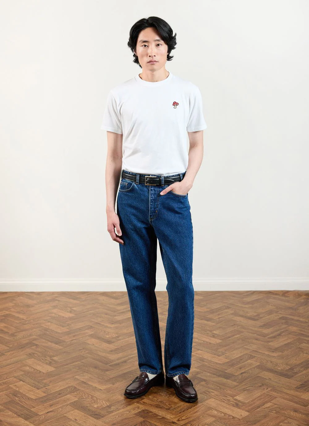 1245-mushroom-t-shirt-organic-cotton-white-3.webp Mushroom T Shirt | Organic Cotton | White