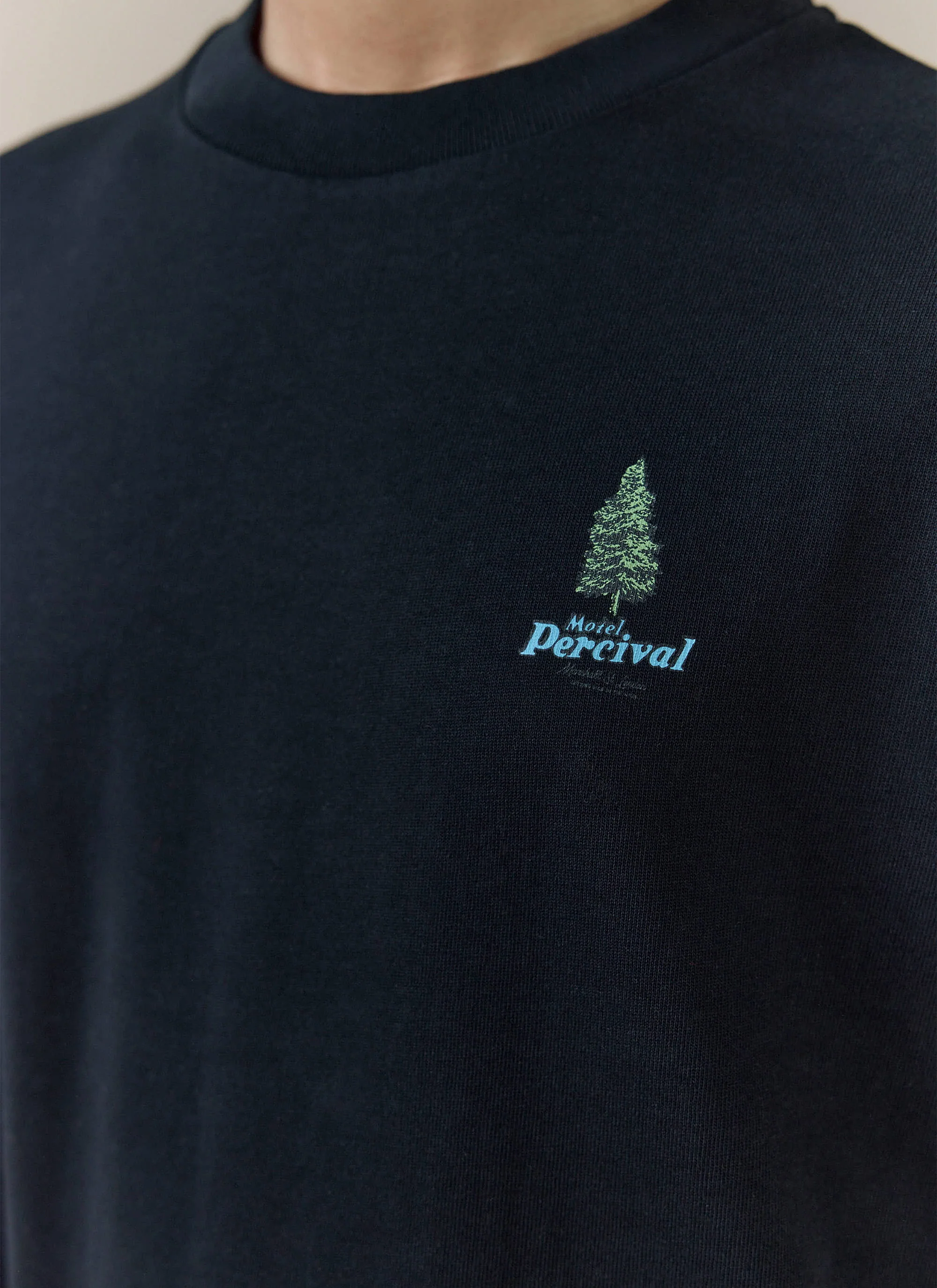 128-arnold-oversized-t-shirt-organic-cotton-black-5.webp Arnold Oversized T Shirt | Organic Cotton | Black