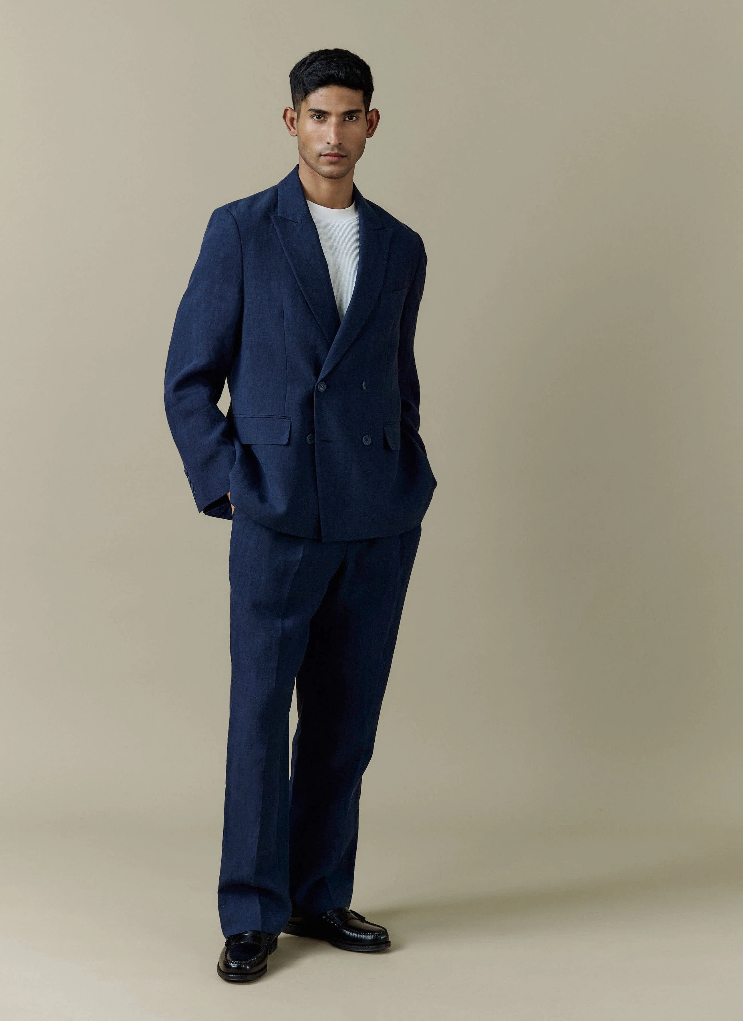 1442-clifton-double-breasted-blazer-linen-navy-7.webp Clifton Double Breasted Blazer | Linen | Navy