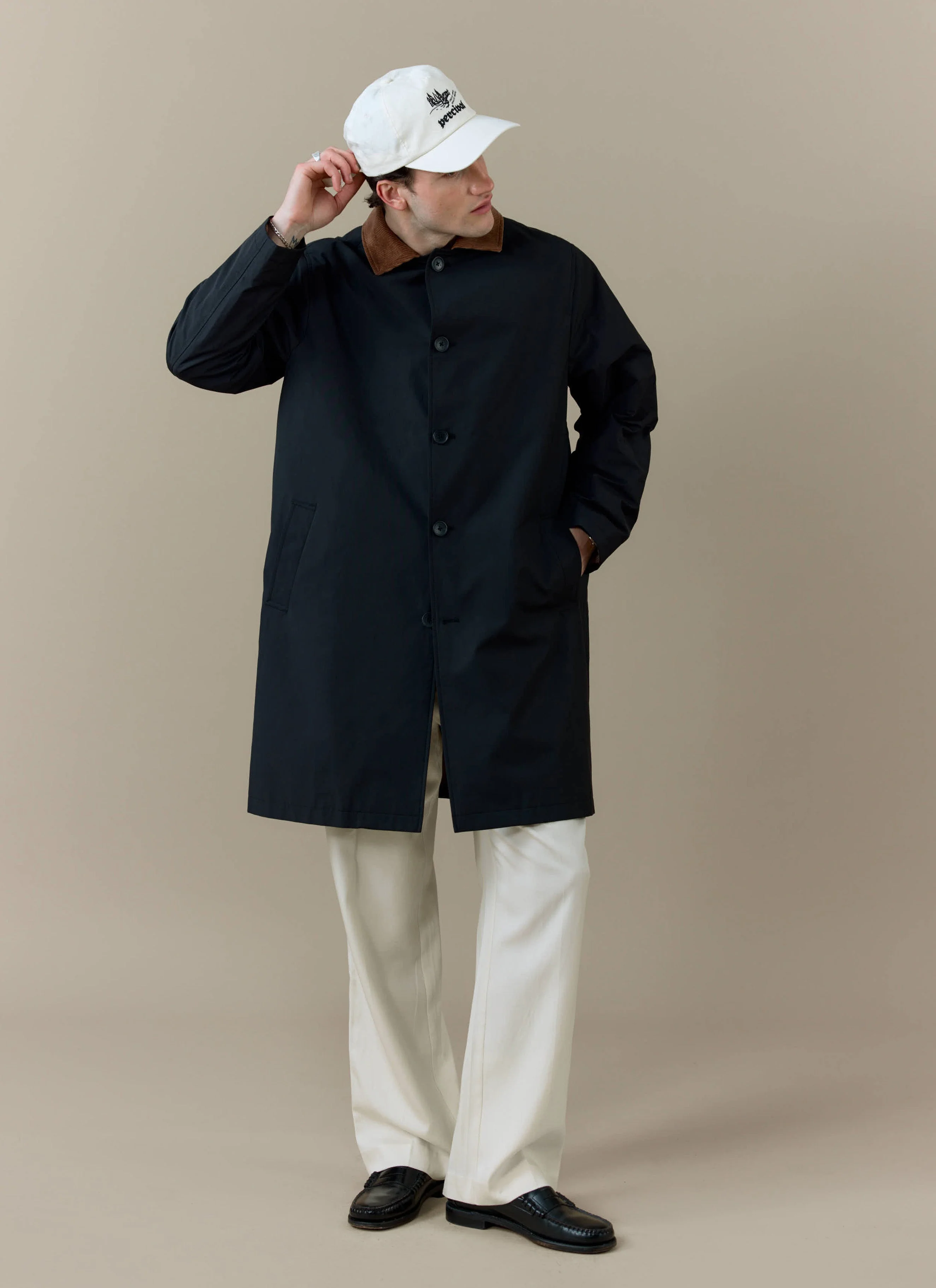1570-cord-collar-relaxed-trench-coat-cotton-black-1.webp Cord Collar Relaxed Trench Coat | Cotton | Black