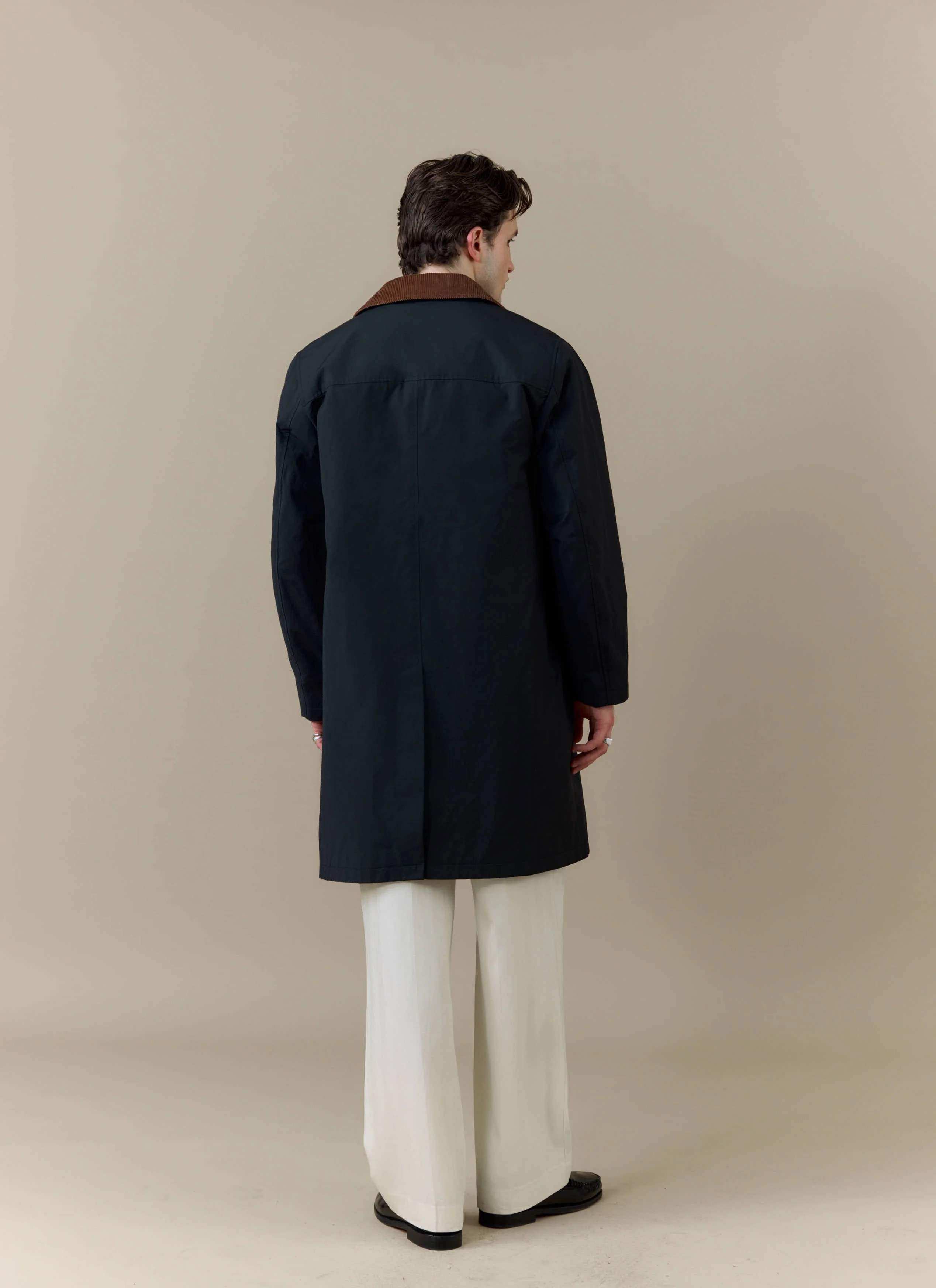 1570-cord-collar-relaxed-trench-coat-cotton-black-7.webp Cord Collar Relaxed Trench Coat | Cotton | Black