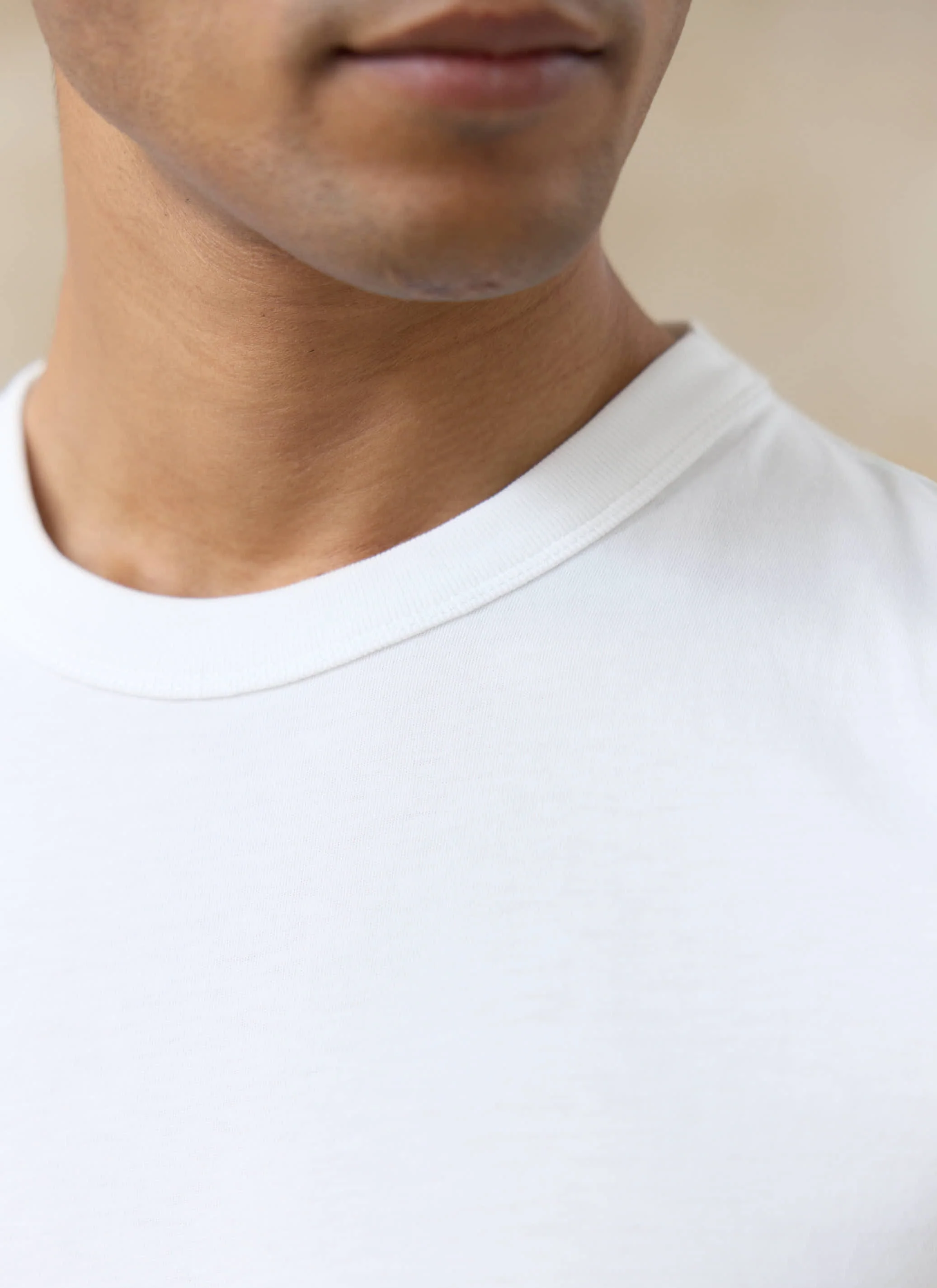161-austin-slub-slim-fit-t-shirt-organic-cotton-white-4.webp Austin Slub Slim Fit T Shirt | Organic Cotton | White