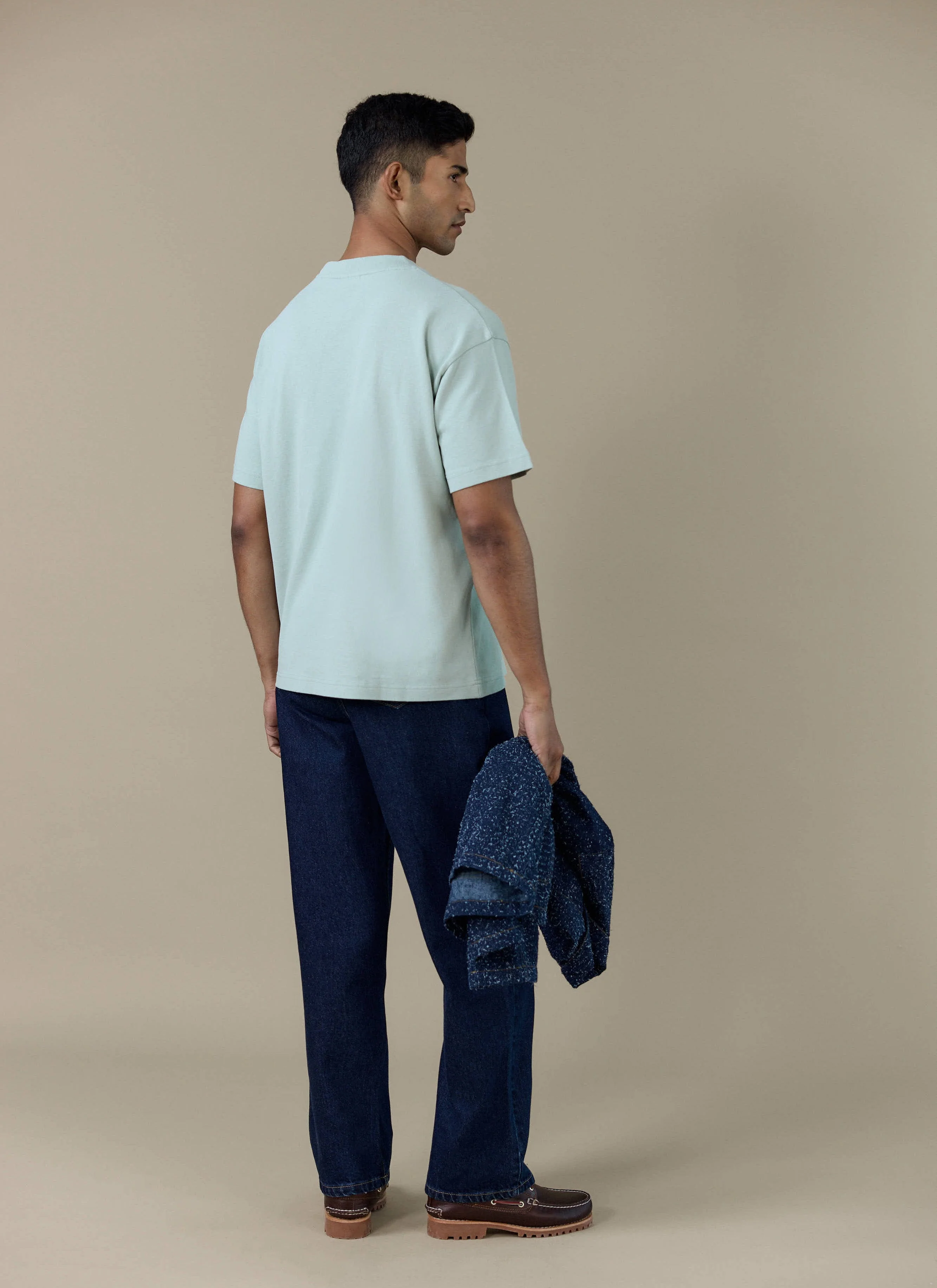 1692-perci-script-t-shirt-organic-cotton-sage-3.webp Perci Script T Shirt | Organic Cotton | Sage