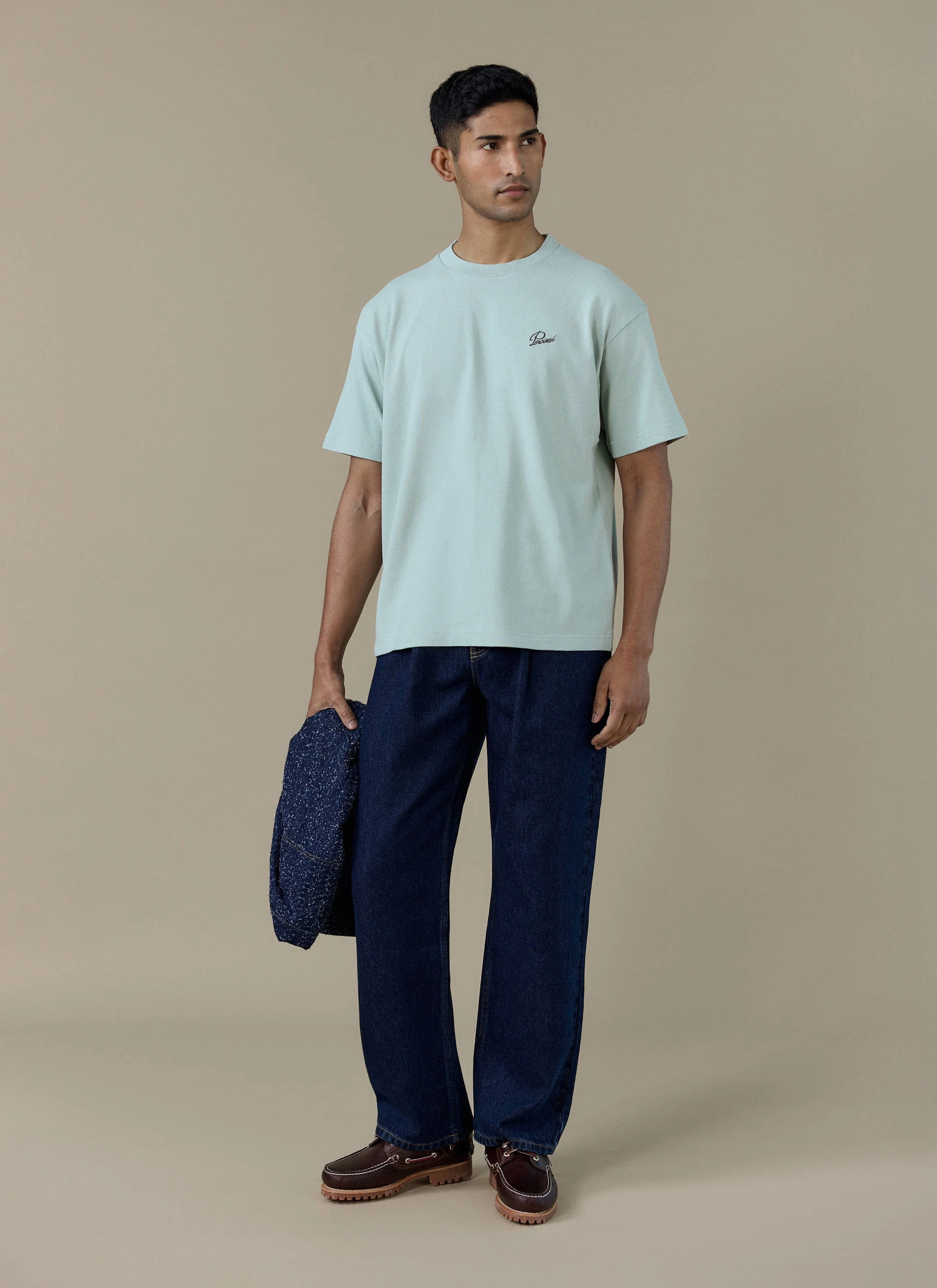 1692-perci-script-t-shirt-organic-cotton-sage-4.webp Perci Script T Shirt | Organic Cotton | Sage
