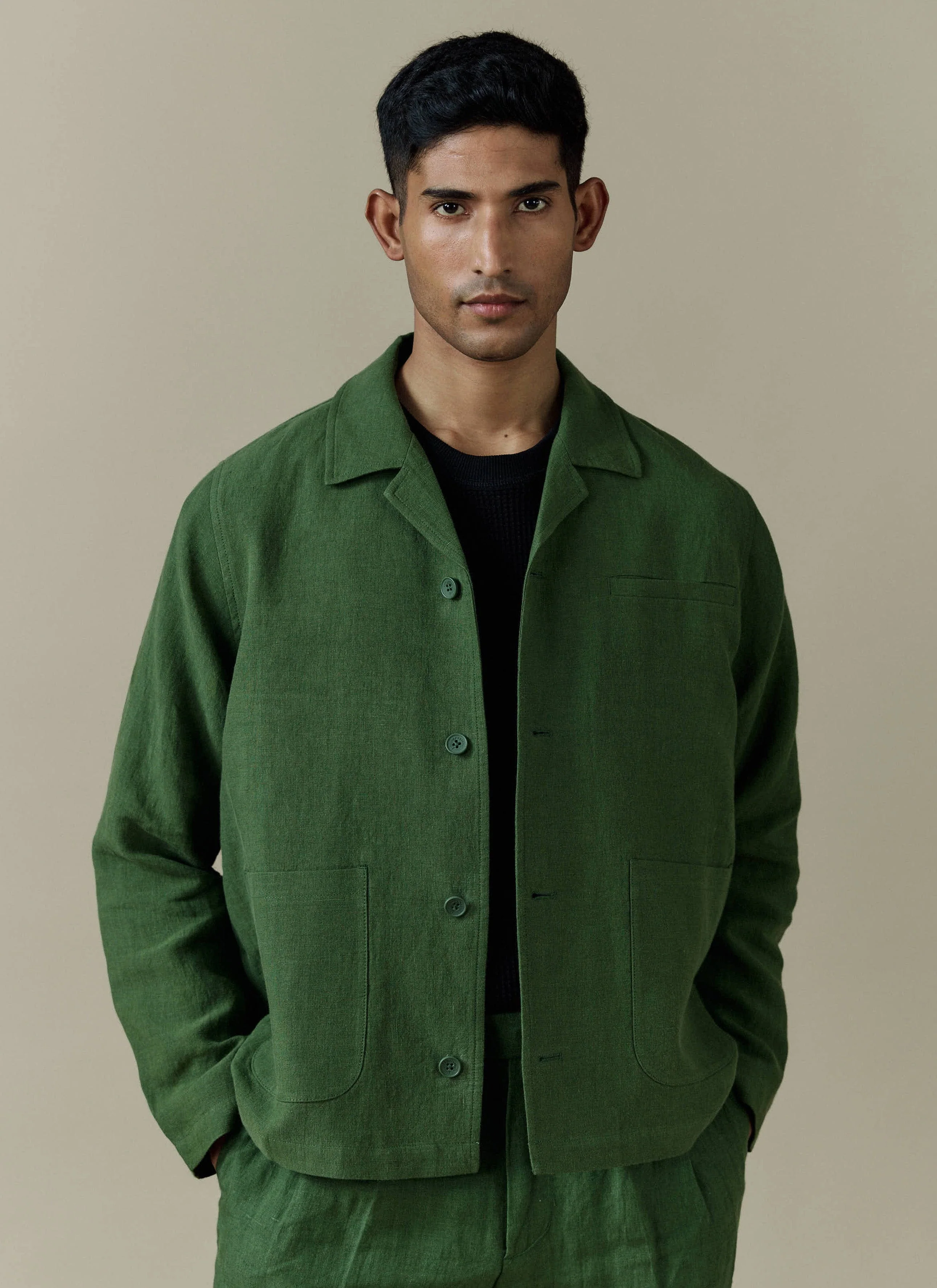 1795-boxy-overshirt-linen-forest-2.webp Boxy Overshirt | Linen | Forest