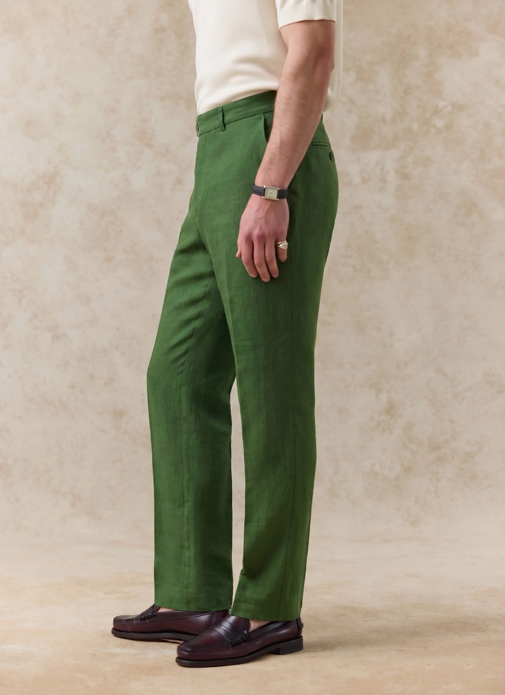 1884-tailored-linen-trousers-forest-4.webp Tailored Linen Trousers | Forest