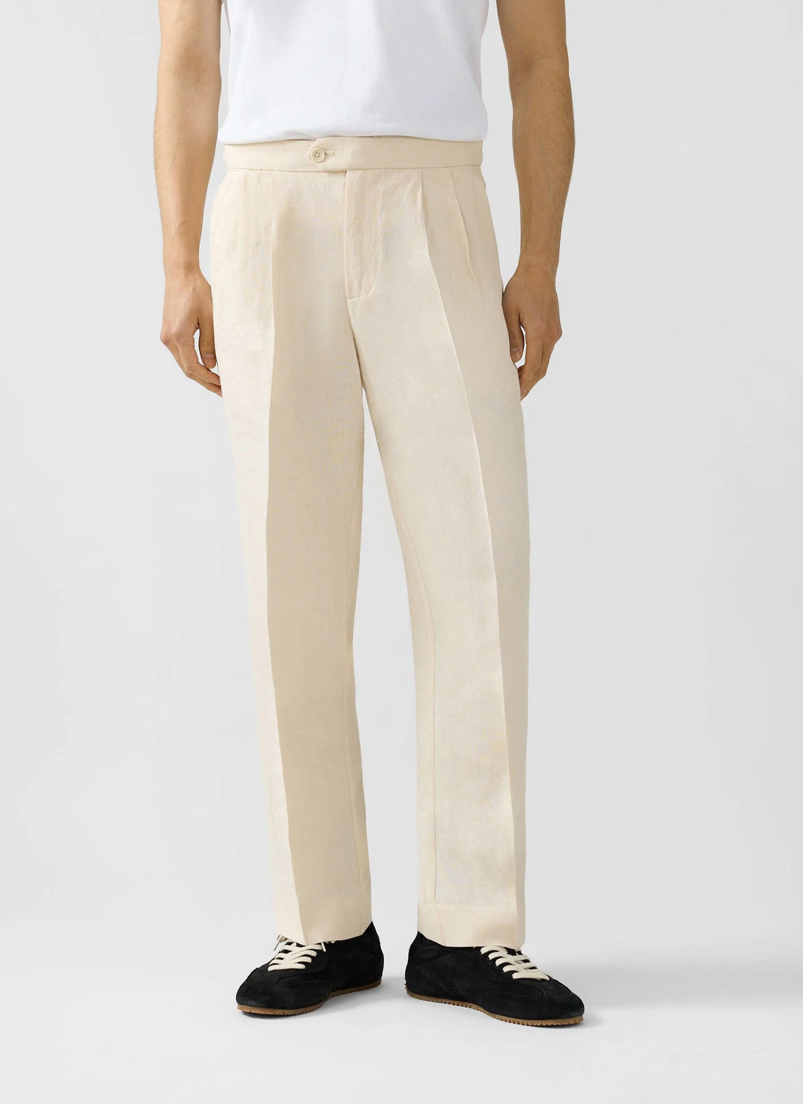 1910-pleated-tailored-trousers-linen-cream-4.webp Pleated Tailored Trousers | Linen | Cream