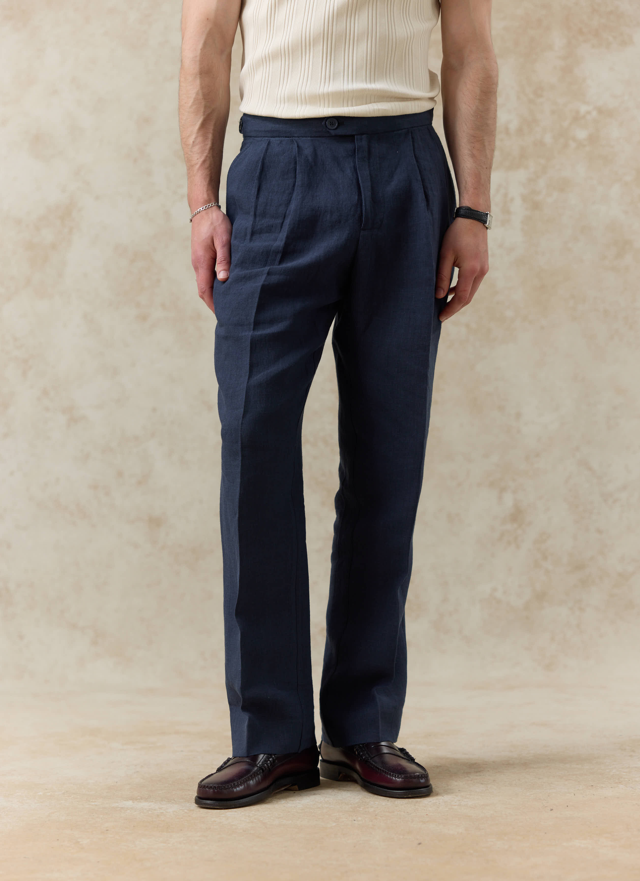 1917-pleated-tailored-trousers-linen-navy-4.jpg Pleated Tailored Trousers | Linen | Navy