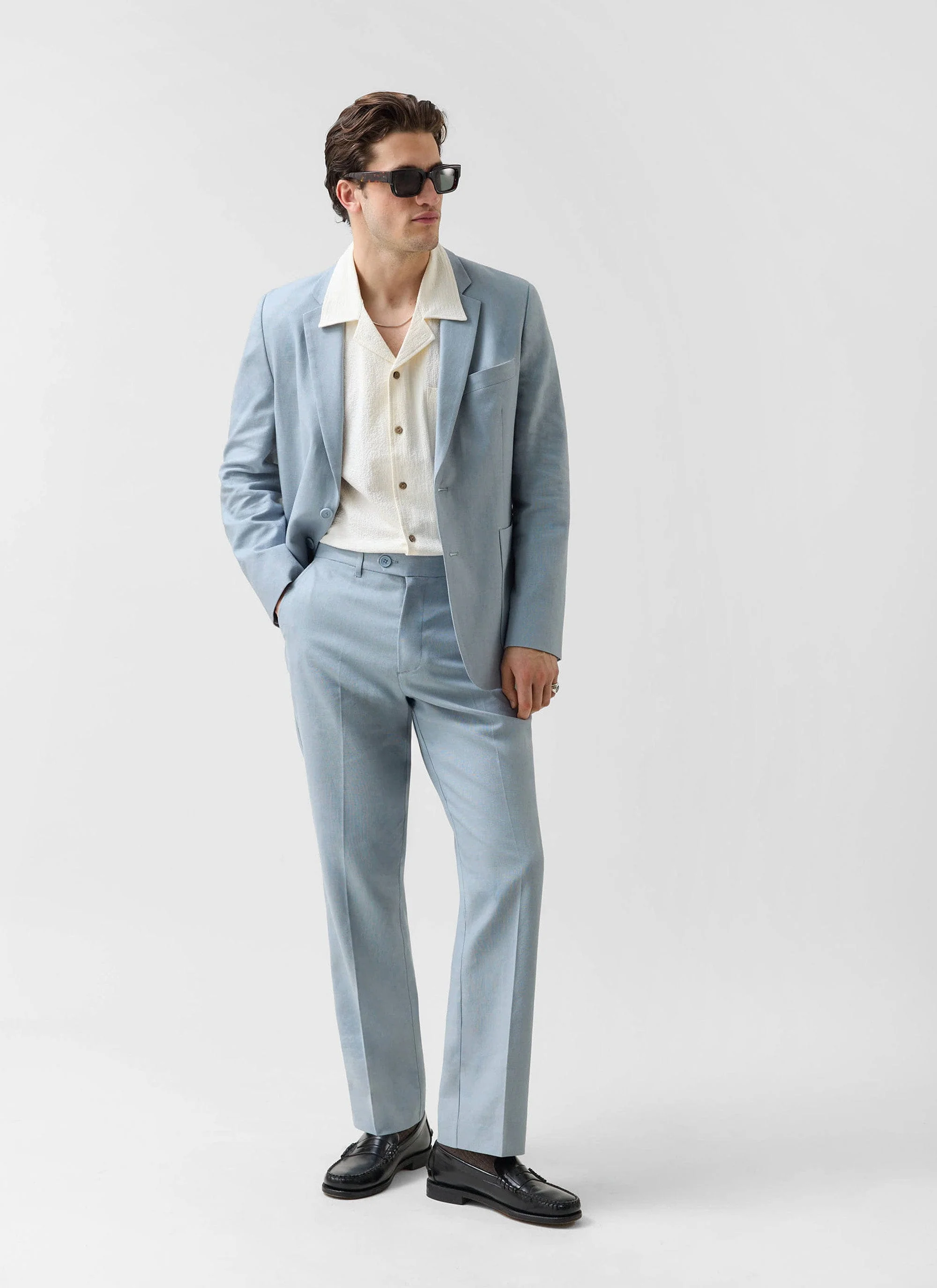 1924-tailored-linen-blazer-light-blue-4.webp Tailored Linen Blazer | Light Blue