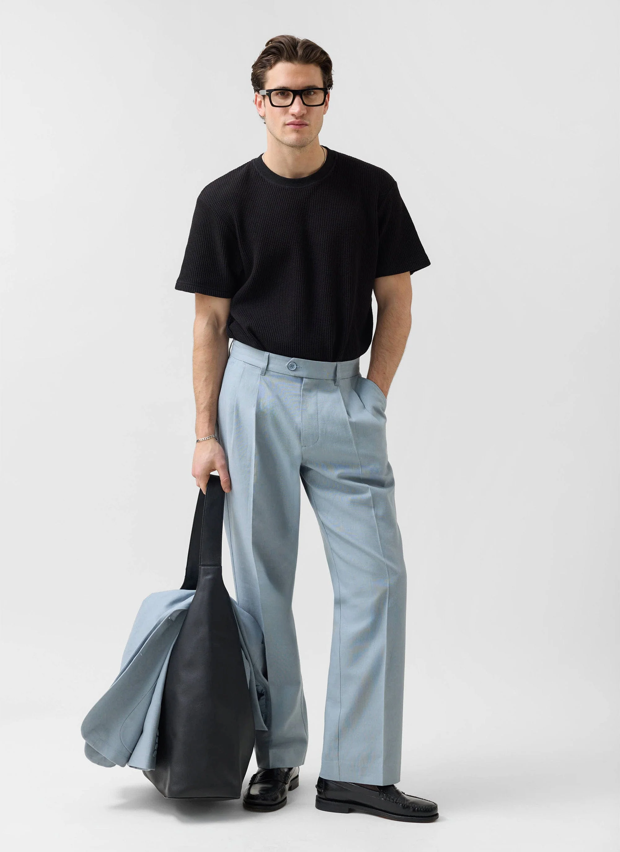 1931-pleated-tailored-trousers-linen-light-blue-4.webp Pleated Tailored Trousers | Linen | Light Blue
