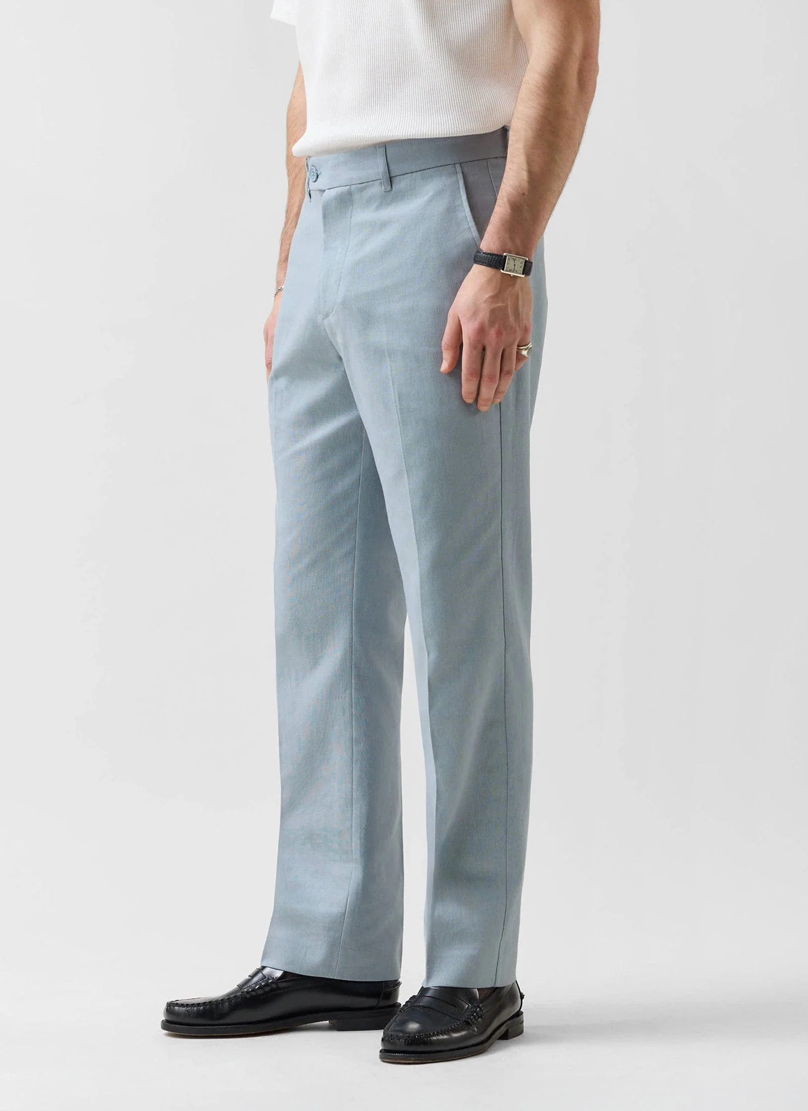 1938-tailored-linen-trousers-light-blue-4.webp Tailored Linen Trousers | Light Blue