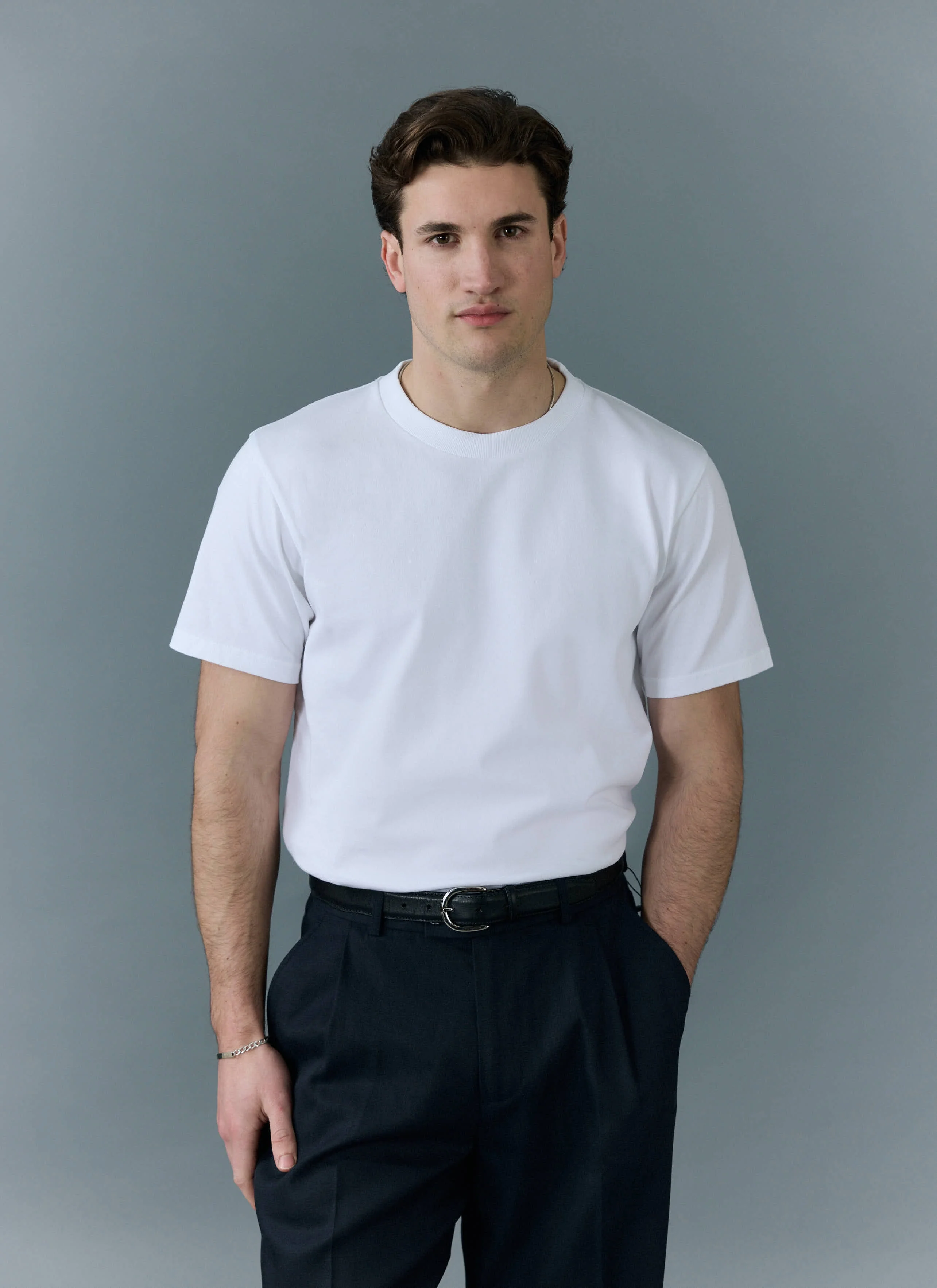 196-men-s-plain-white-t-shirt-regular-fit-organic-cotton-1.webp Men's Plain White T Shirt | Regular Fit | Organic Cotton