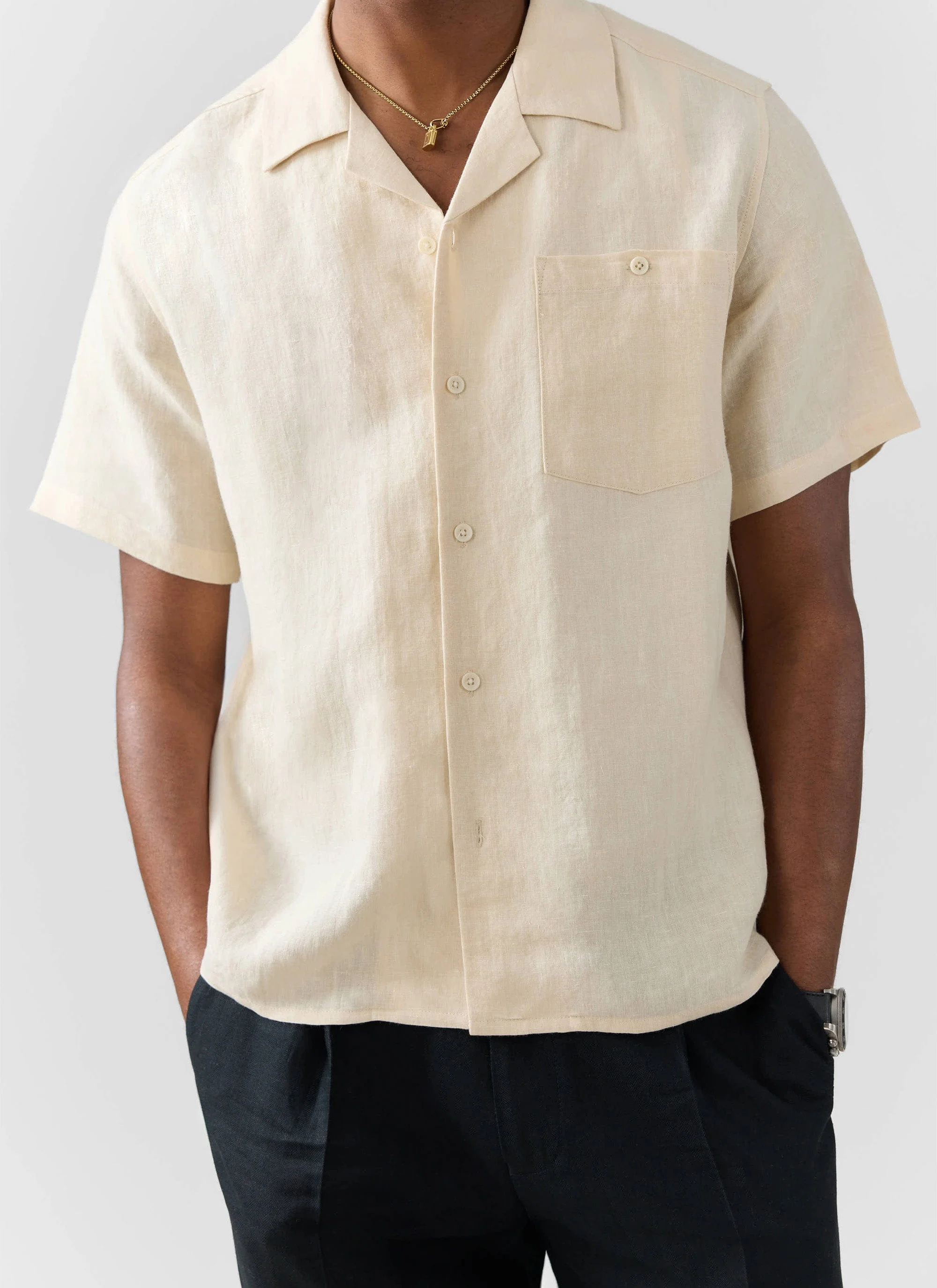 2080-short-sleeve-cuban-shirt-linen-cream-5.webp Short Sleeve Cuban Shirt | Linen | Cream