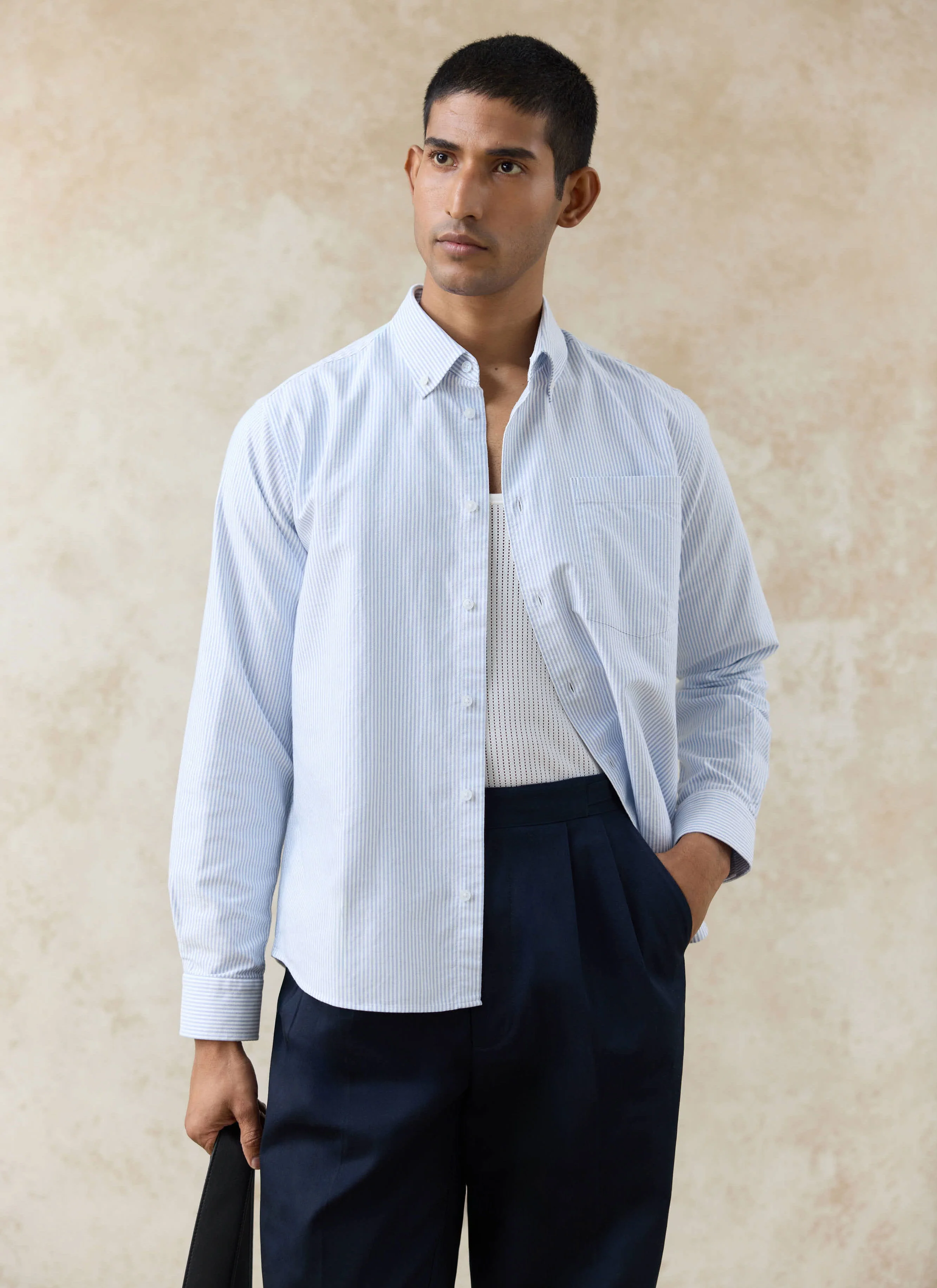 210-striped-oxford-shirt-cotton-blue-stripe-1.webp Striped Oxford Shirt | Cotton | Blue Stripe