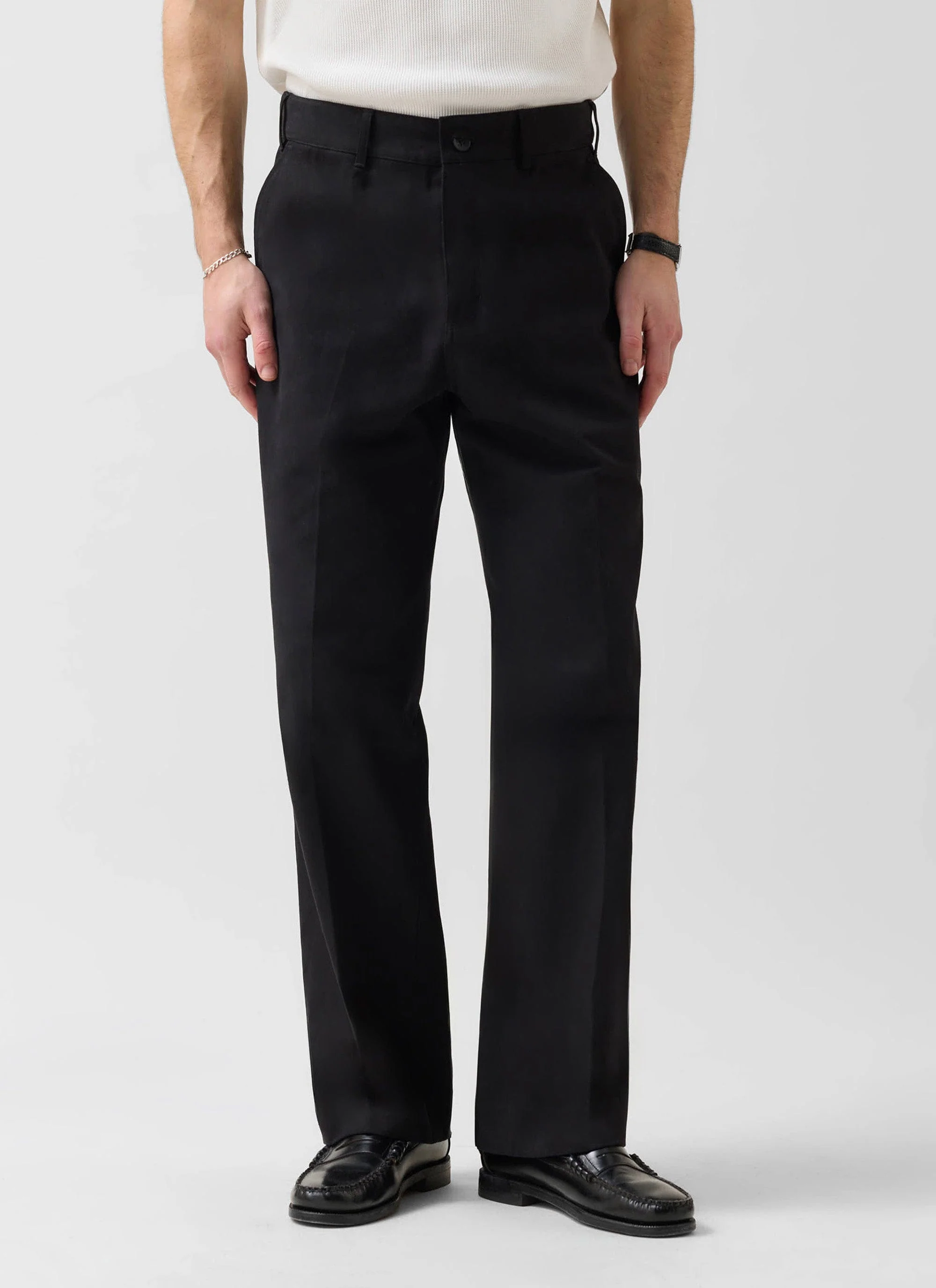 217-wide-leg-chino-cotton-black-1.webp Wide Leg Chino | Cotton | Black