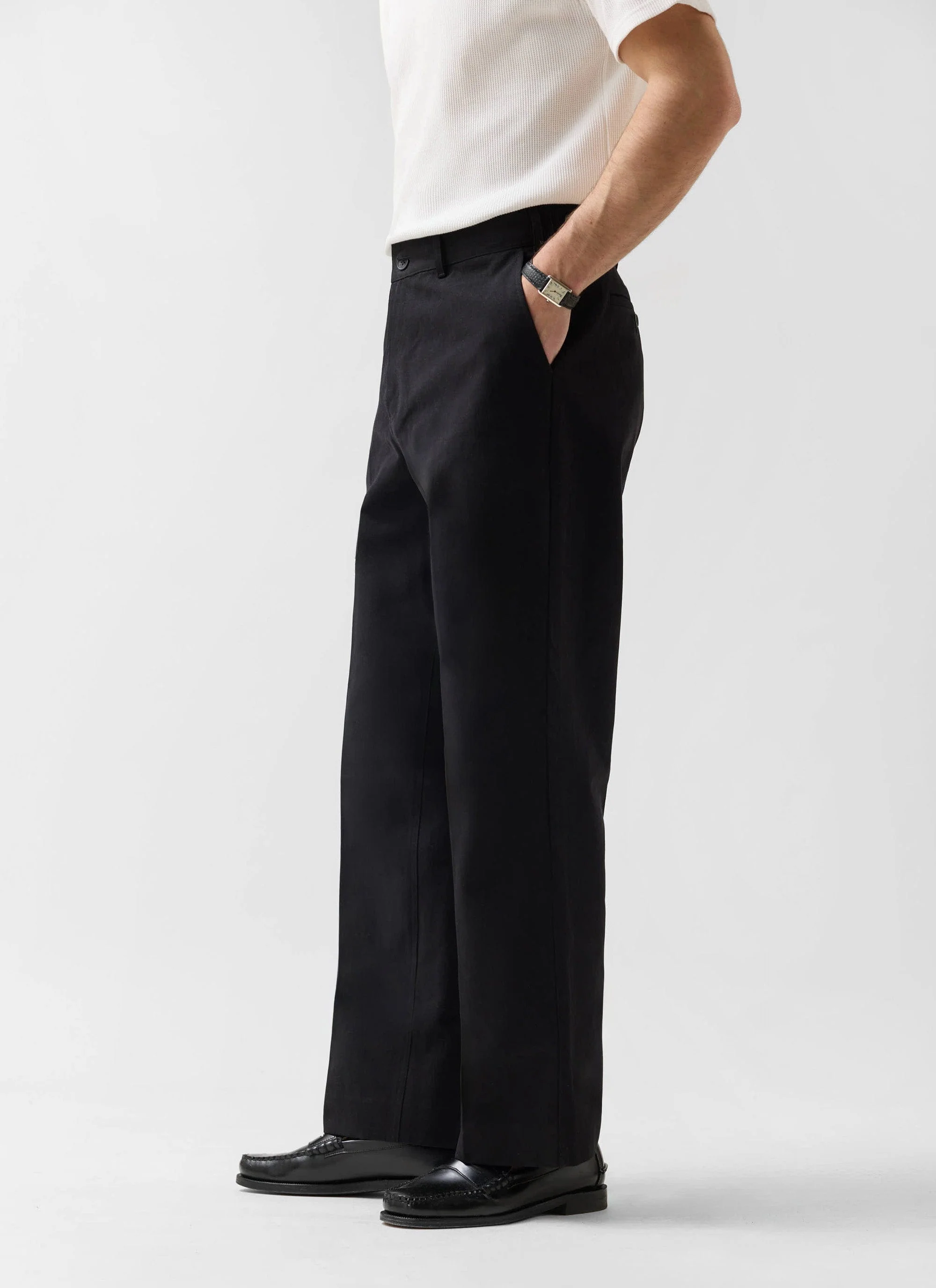 217-wide-leg-chino-cotton-black-4.webp Wide Leg Chino | Cotton | Black