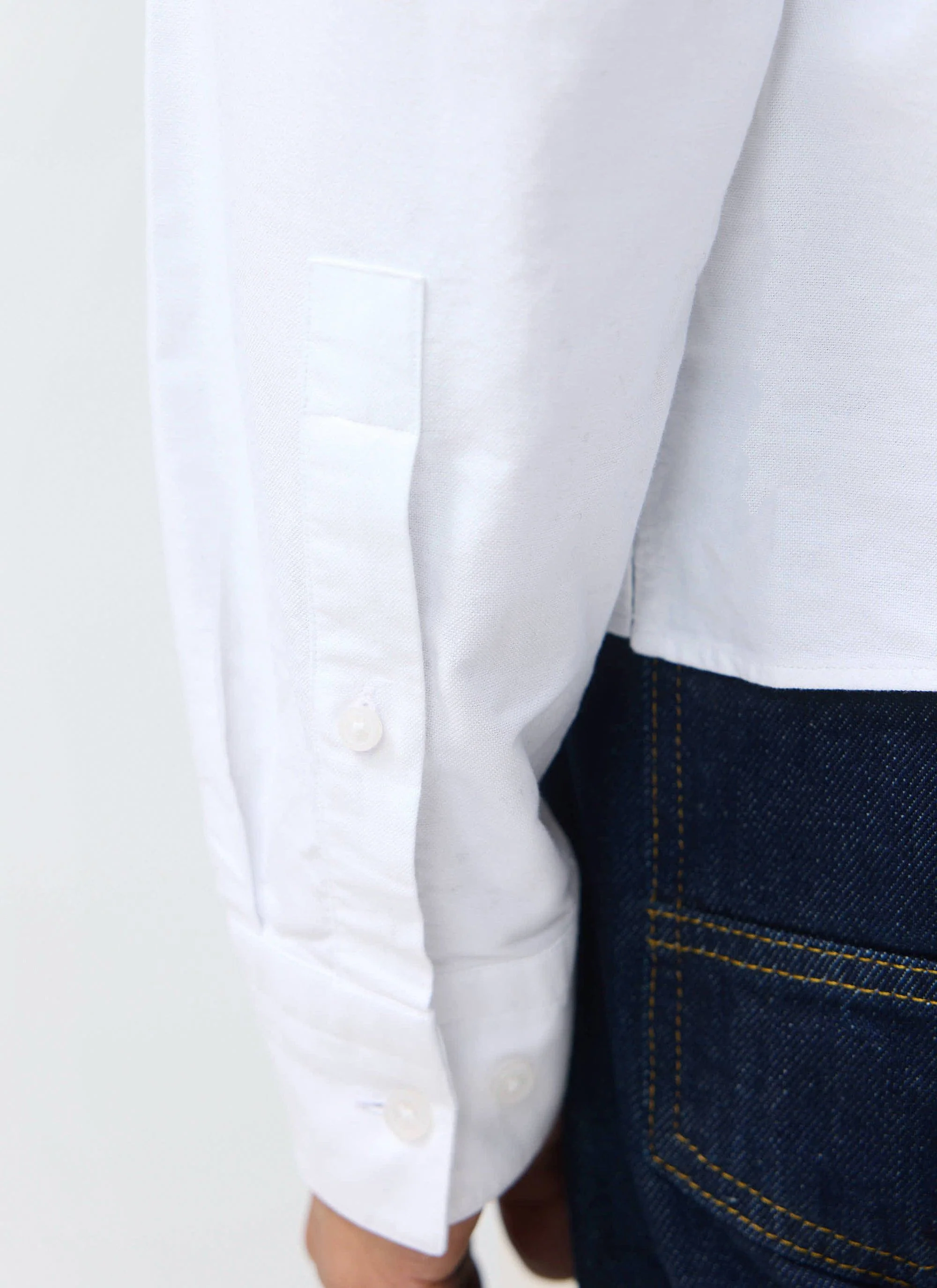 2683-button-down-boxy-shirt-percival-x-guinness-white-5.webp Button Down Boxy Shirt | Percival x Guinness | White