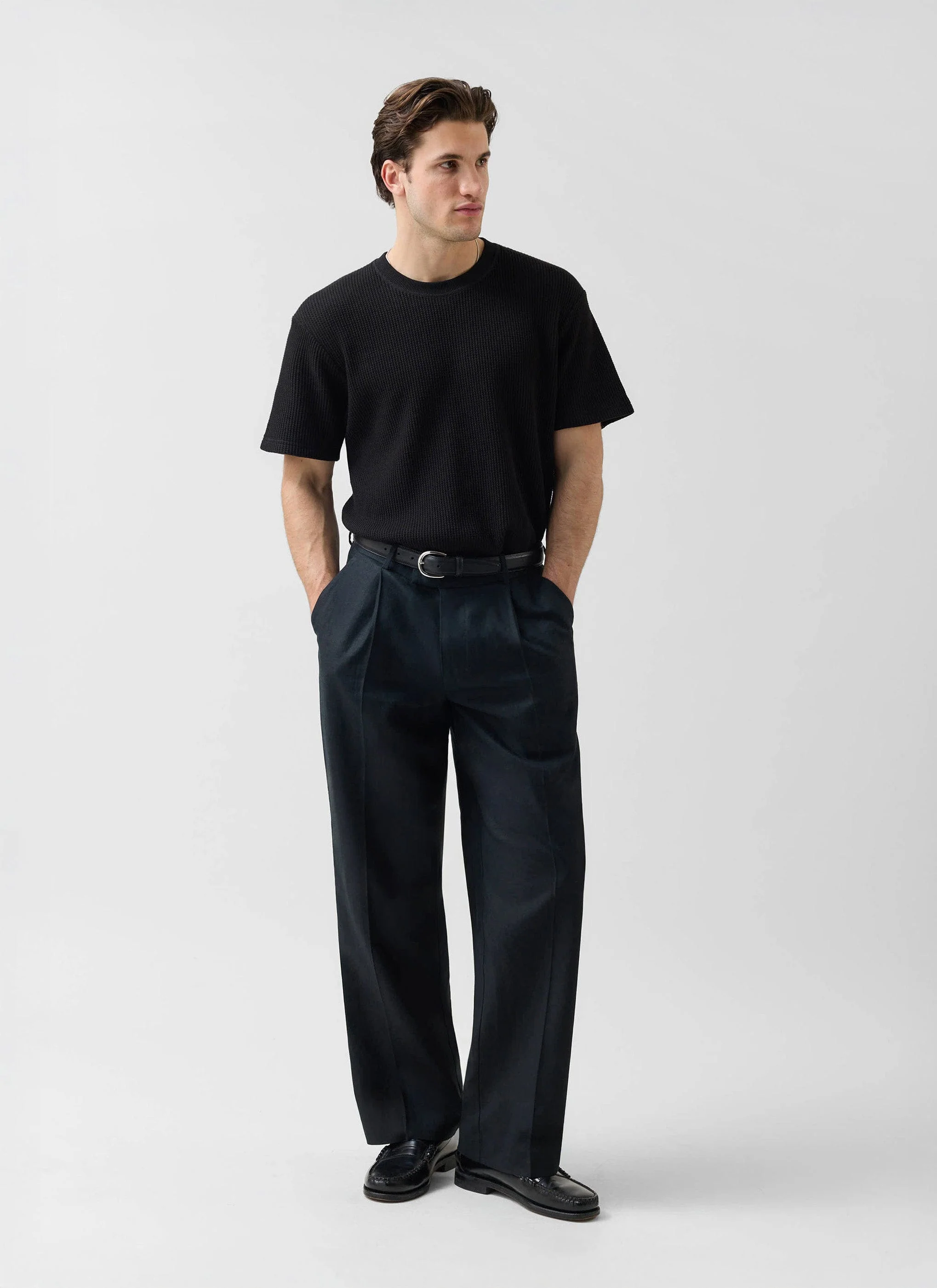 2784-wide-leg-trousers-linen-black-4.webp Wide Leg Trousers | Linen | Black