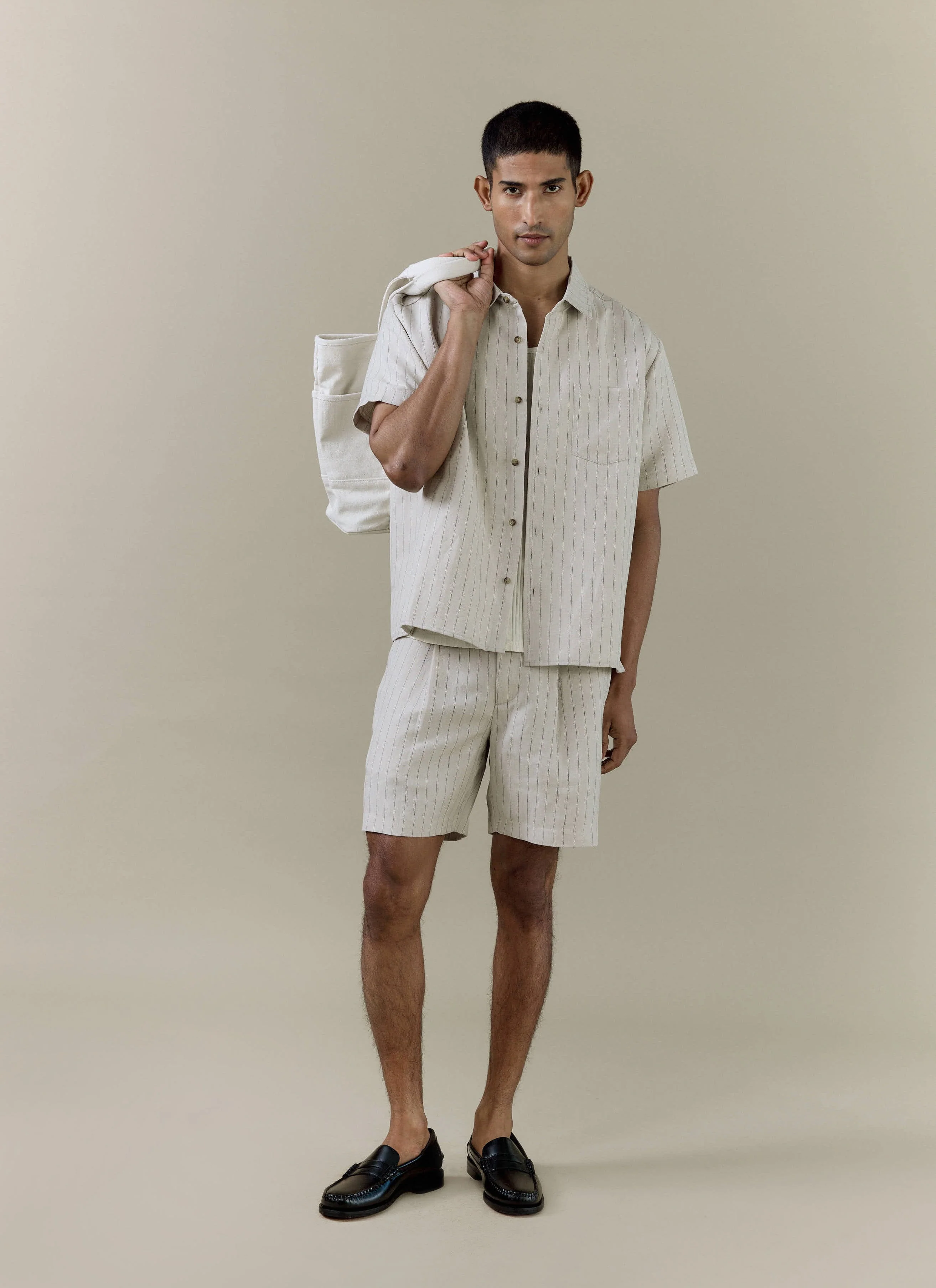 285-28-28-variation-3.webp Striped Tailored Shorts | Linen Blend | Cream