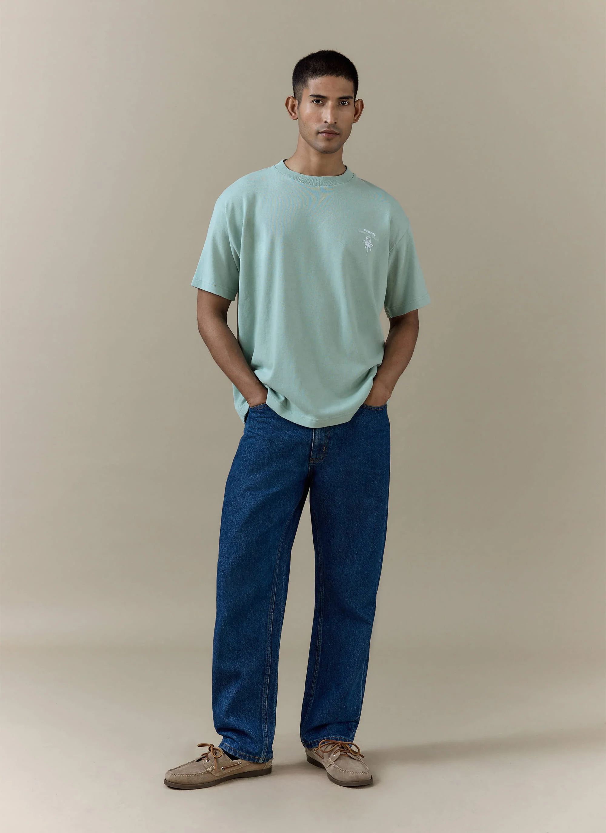 312-melvin-oversized-t-shirt-organic-cotton-sage-4.webp Melvin Oversized T Shirt | Organic Cotton | Sage
