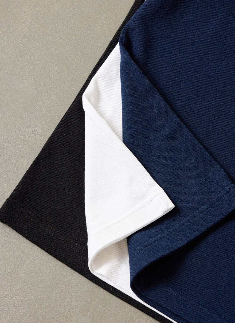 354-3-pack-oversized-t-shirts-organic-cotton-white-black-navy-2.jpg 3 Pack Oversized T Shirts | Organic Cotton | White / Black / Navy