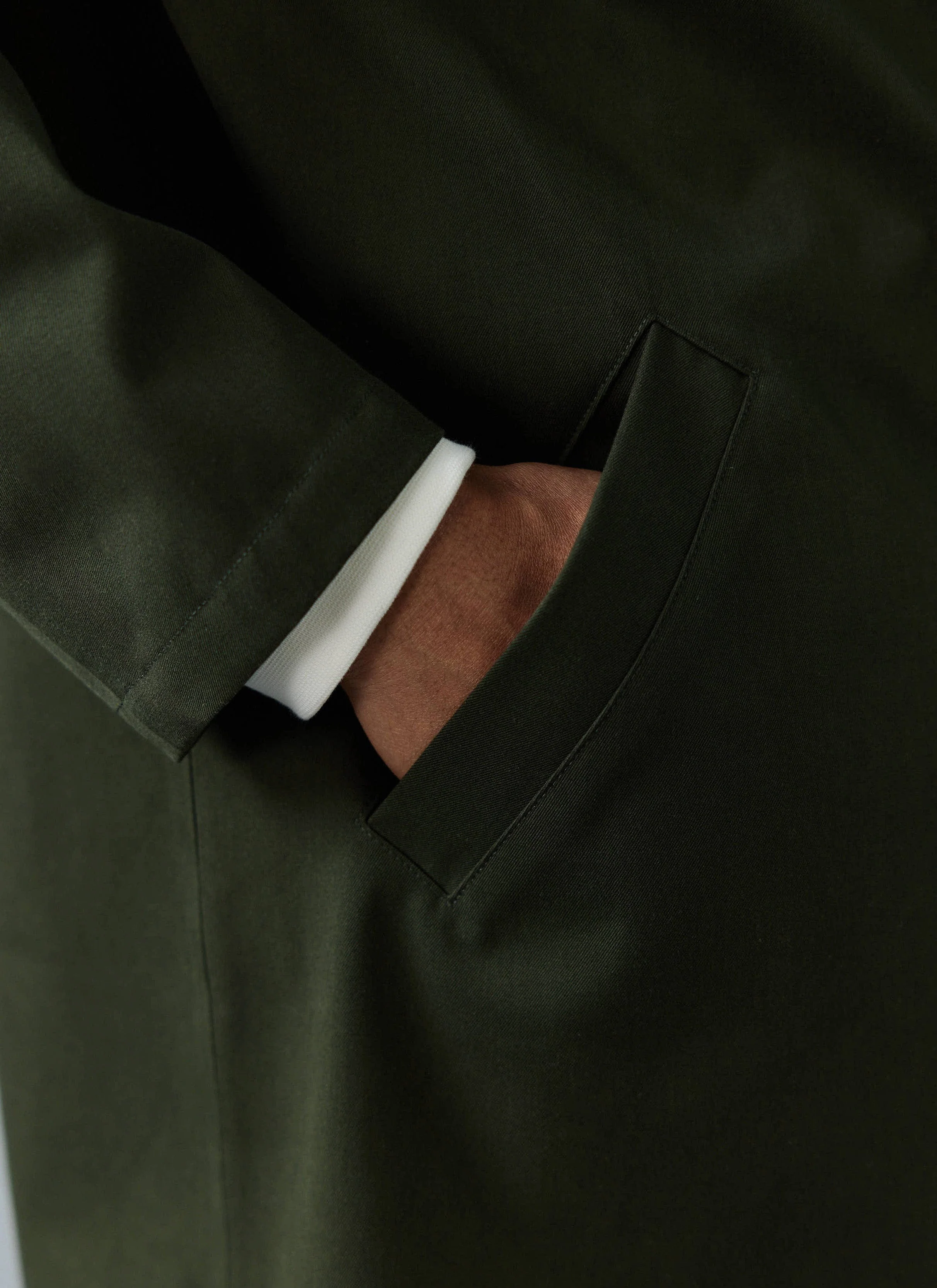 3570-greyson-long-trench-coat-waterproof-forest-with-olive-3.webp Greyson Long Trench Coat | Waterproof | Forest with Olive