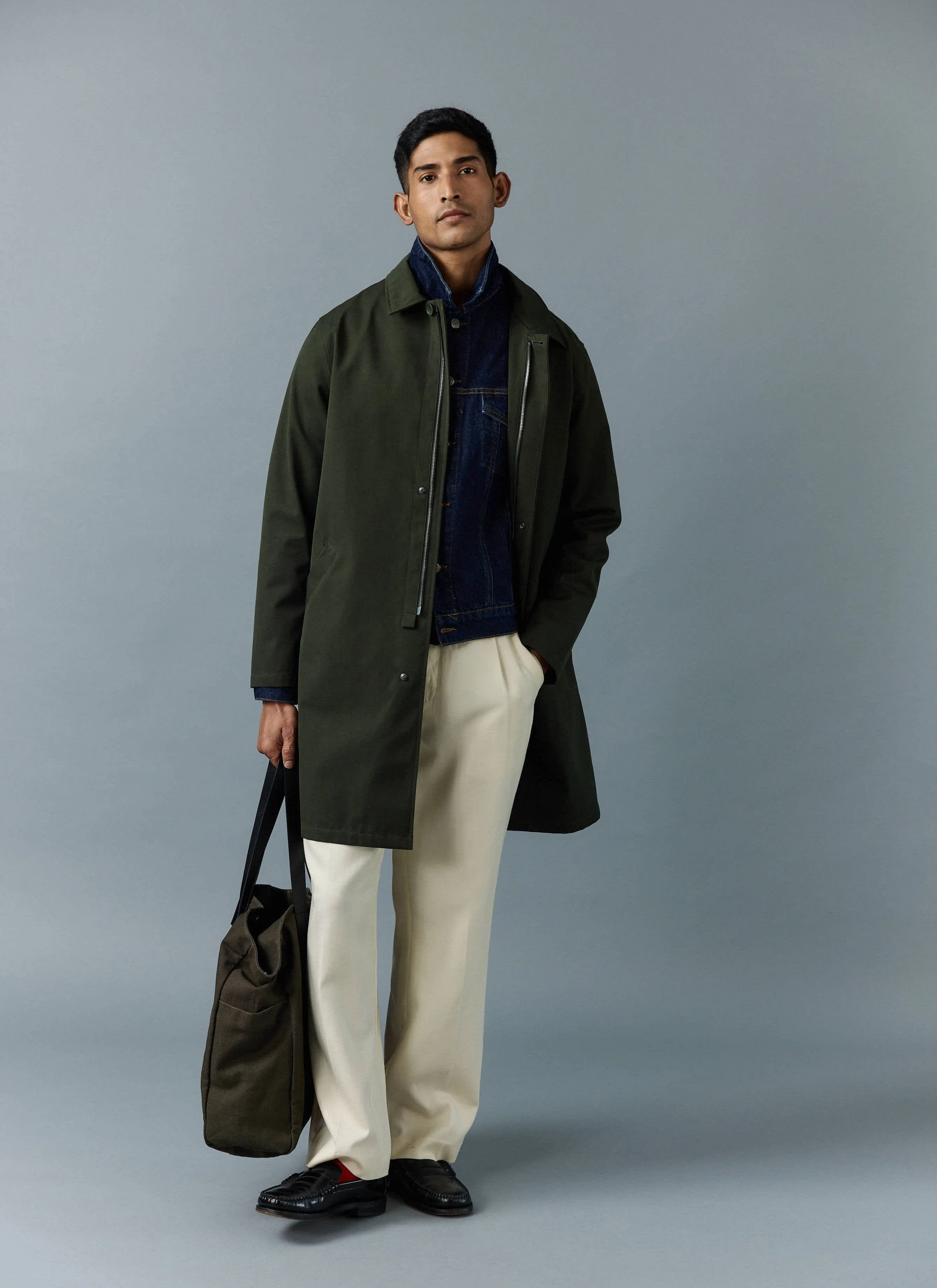 3570-greyson-long-trench-coat-waterproof-forest-with-olive-4.webp Greyson Long Trench Coat | Waterproof | Forest with Olive
