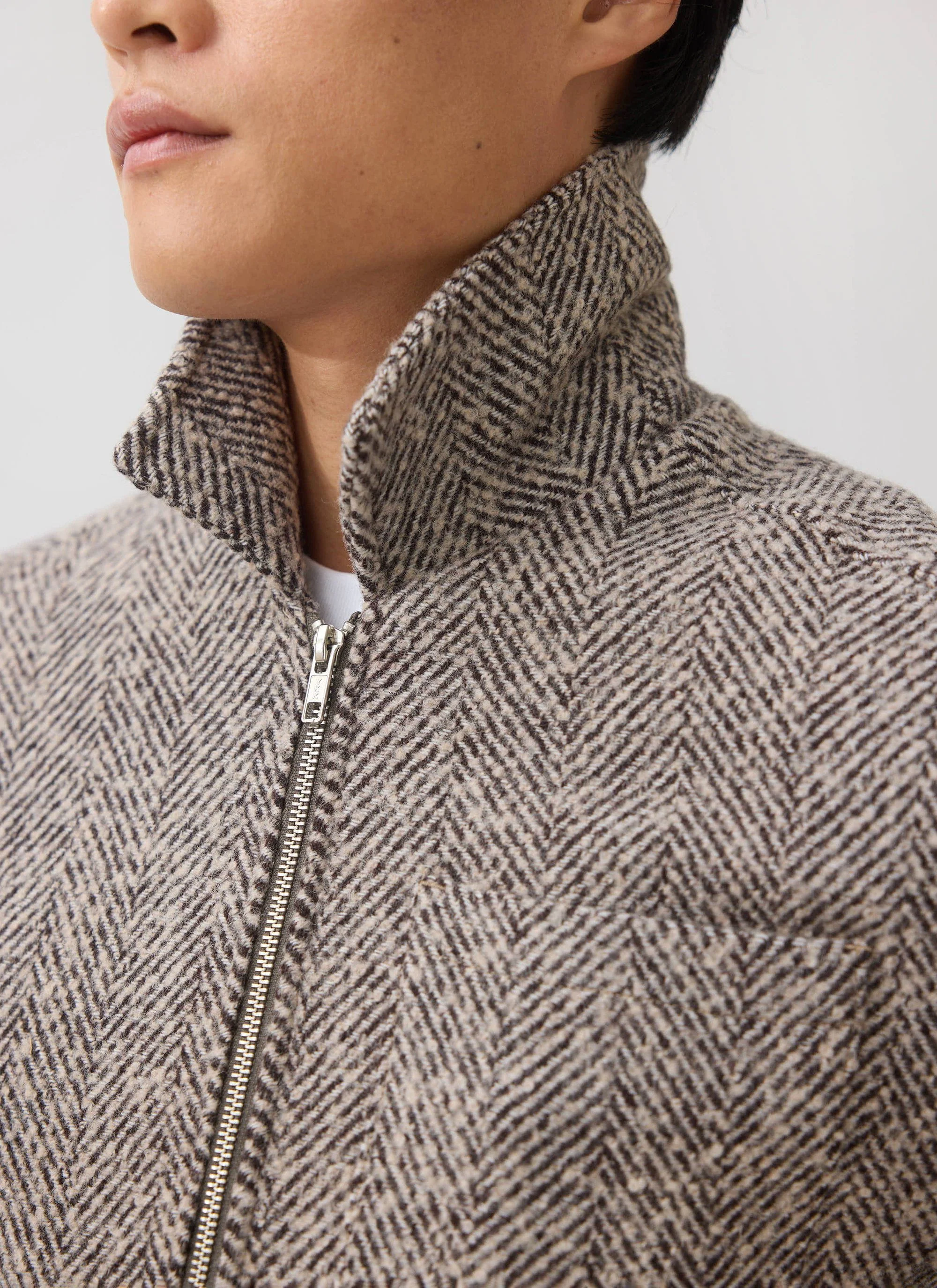 3750-herringbone-zip-jacket-wool-cream-5.webp Herringbone Zip Jacket | Wool | Cream