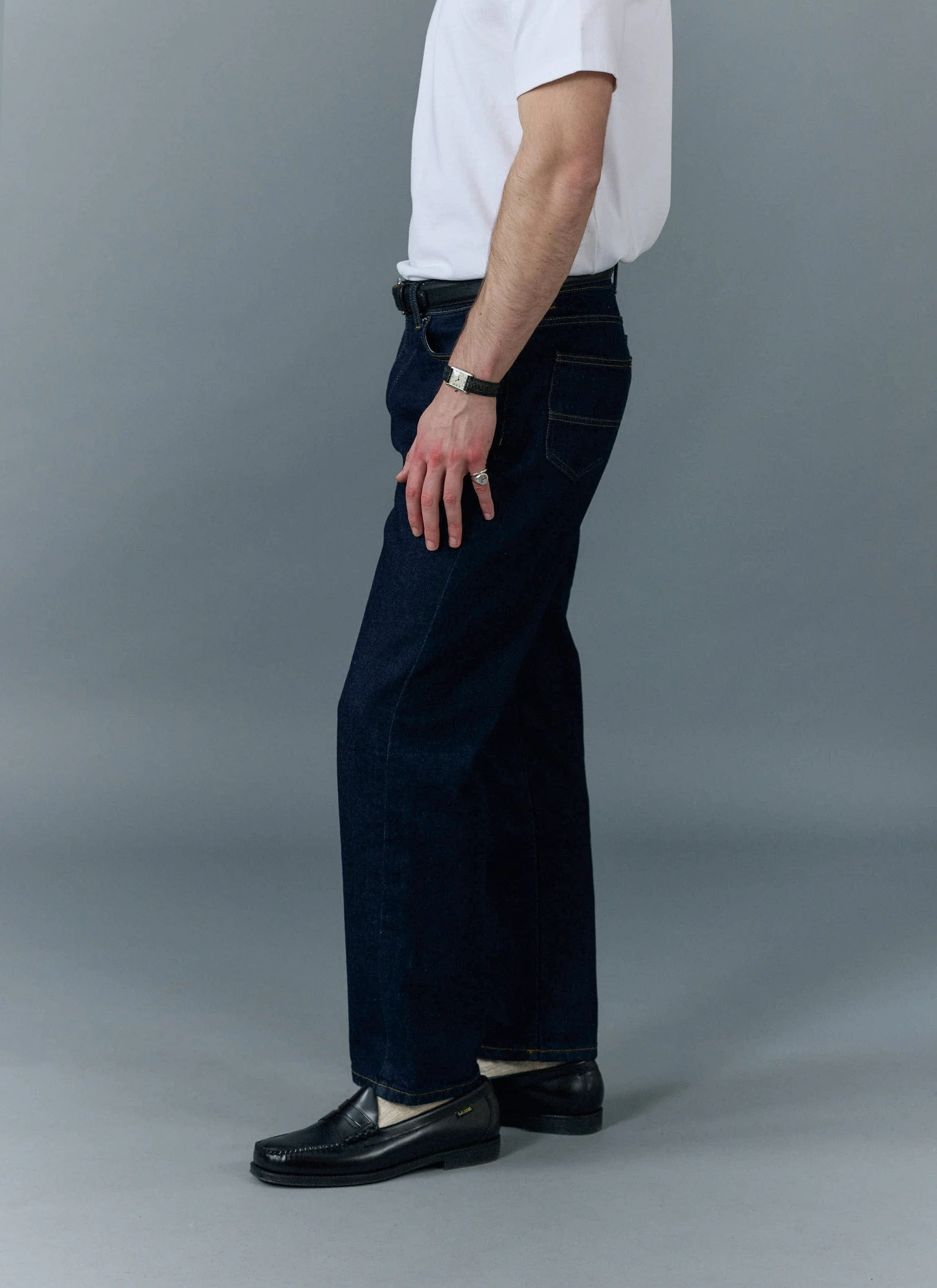 382-straight-leg-denim-jeans-cotton-dark-indigo-4.webp Straight Leg Denim Jeans | Cotton | Dark Indigo