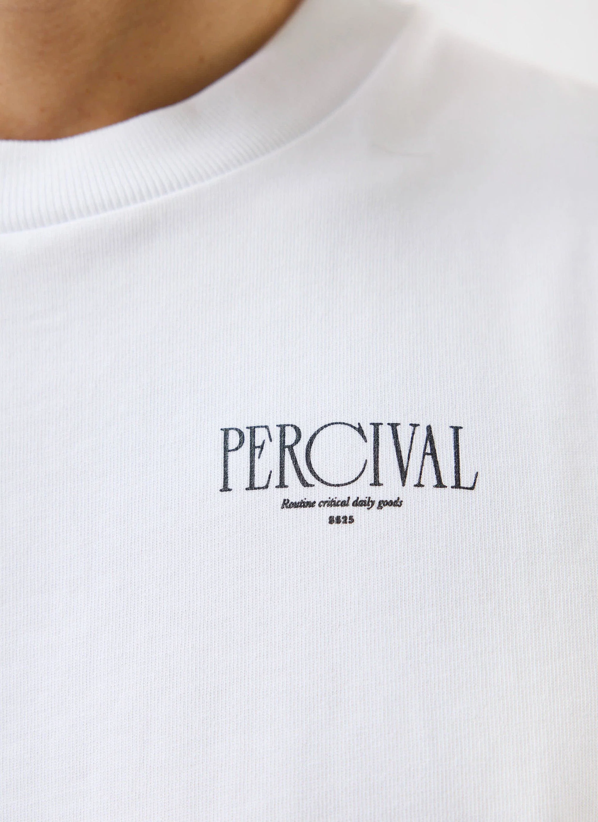 3932-bistro-t-shirt-embroidered-organic-cotton-white-4.webp Bistro T Shirt | Embroidered Organic Cotton | White