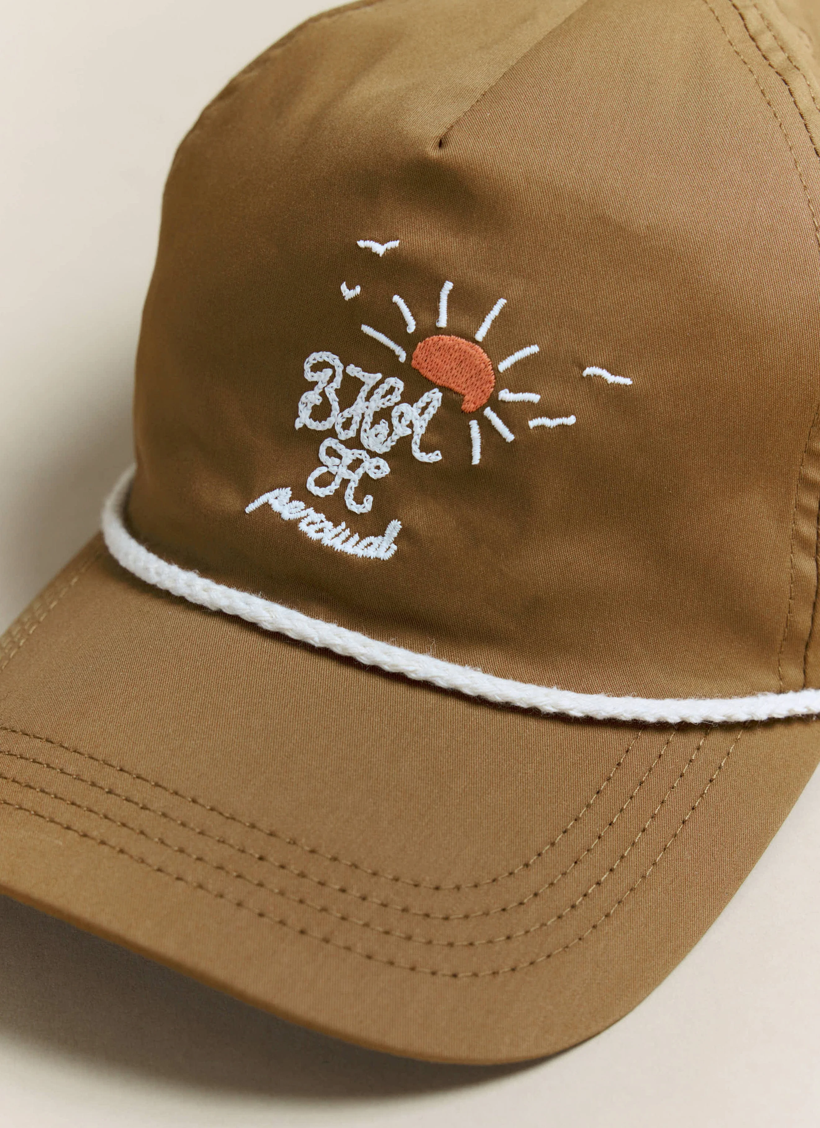 3991-trucker-cap-brighton-hove-albion-f.c.-x-percival-rust-2.webp Trucker Cap | Brighton & Hove Albion F.C. x Percival | Rust