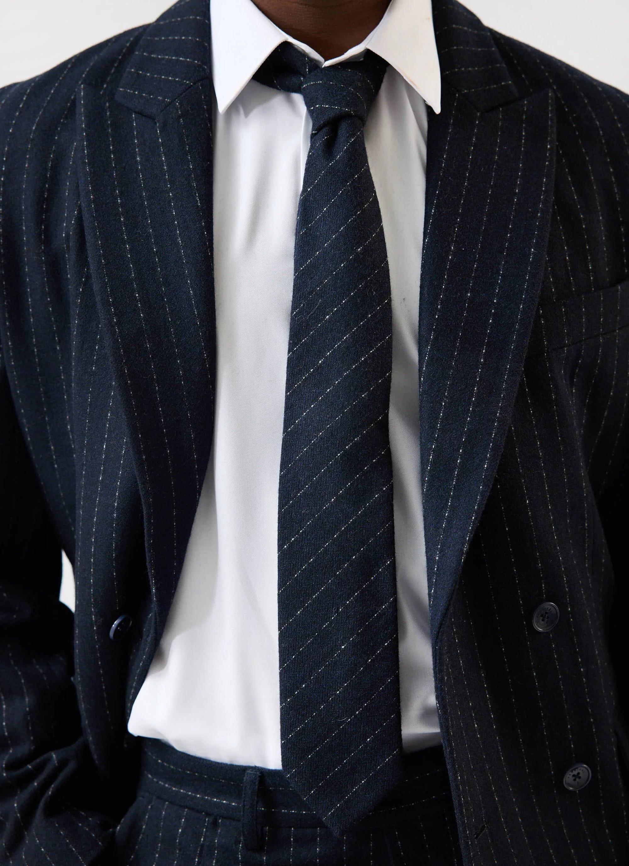 4010-textured-stripe-tie-navy-1.webp Textured Stripe Tie | Navy