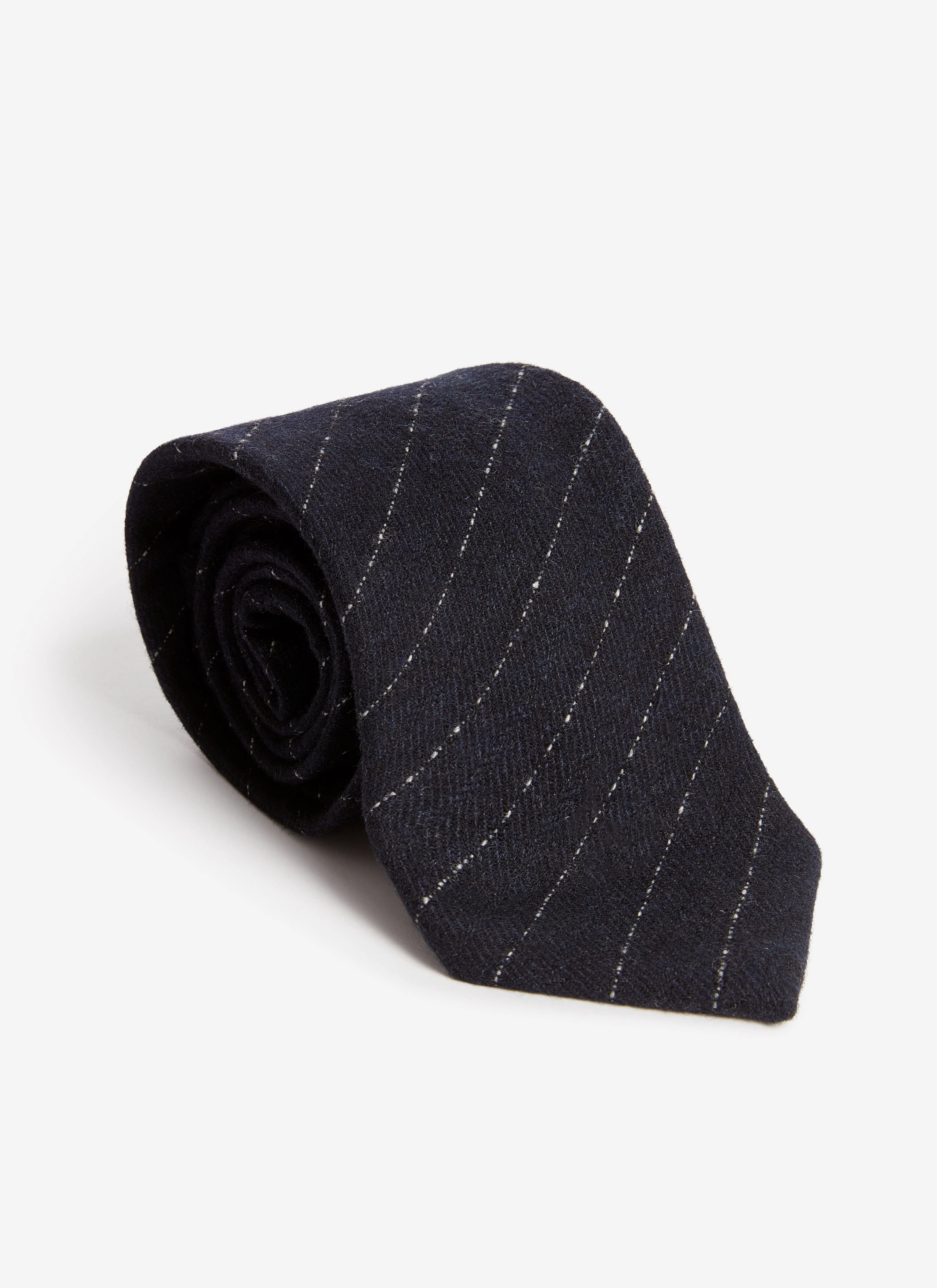 4010-textured-stripe-tie-navy-2.webp Textured Stripe Tie | Navy