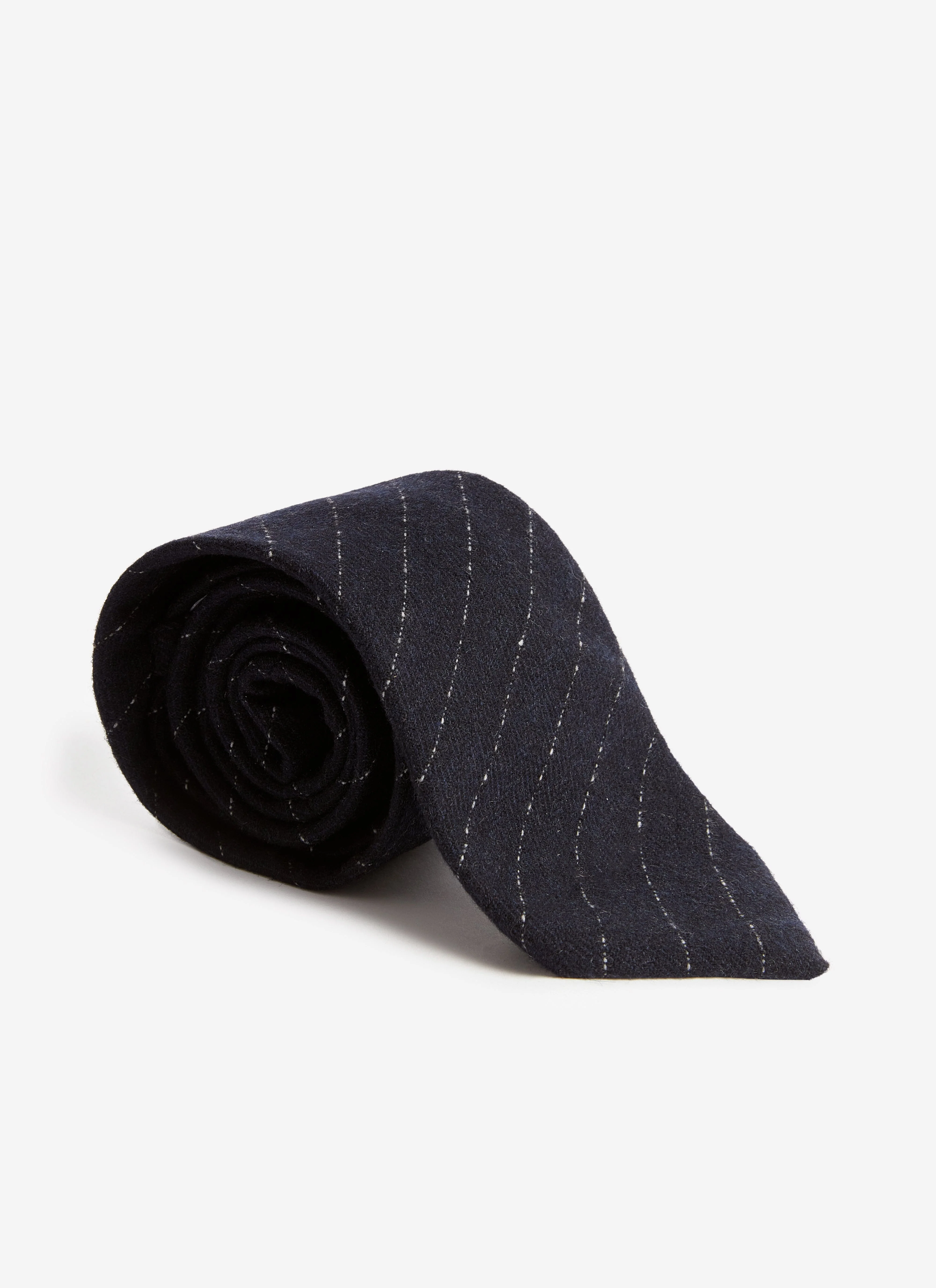 4010-textured-stripe-tie-navy-4.webp Textured Stripe Tie | Navy