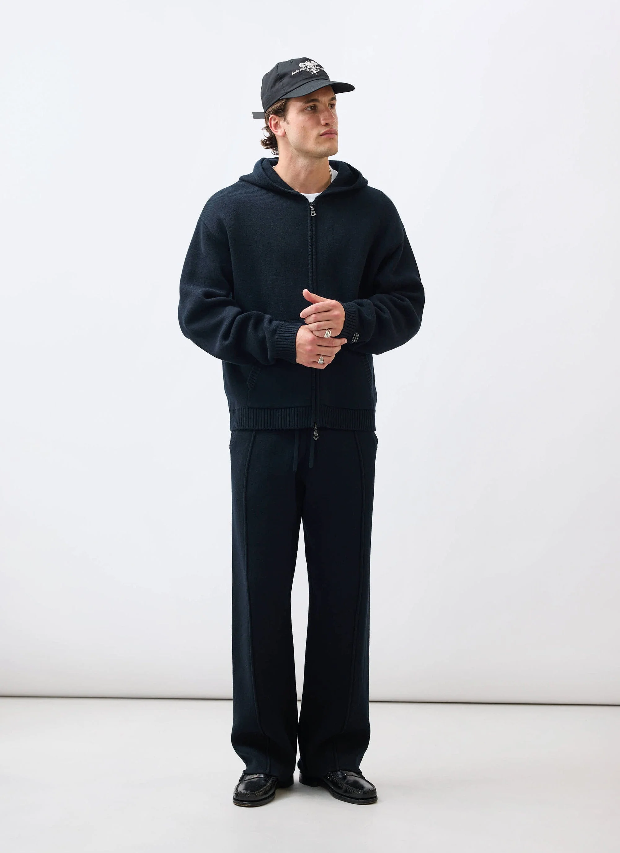4024-chronicle-knitted-hoodie-cotton-black-2.webp Chronicle Knitted Hoodie | Cotton | Black
