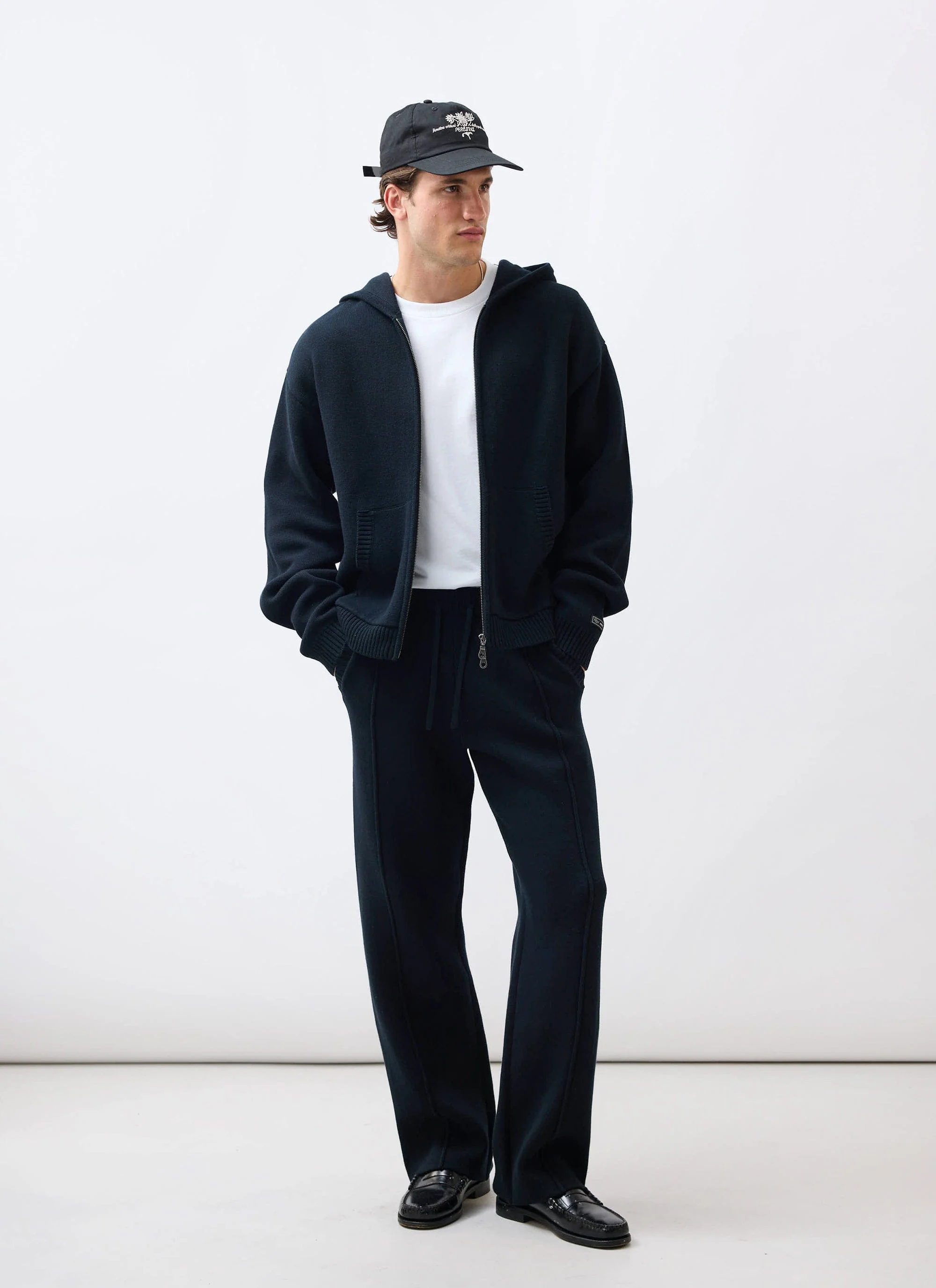 4024-chronicle-knitted-hoodie-cotton-black-3.webp Chronicle Knitted Hoodie | Cotton | Black