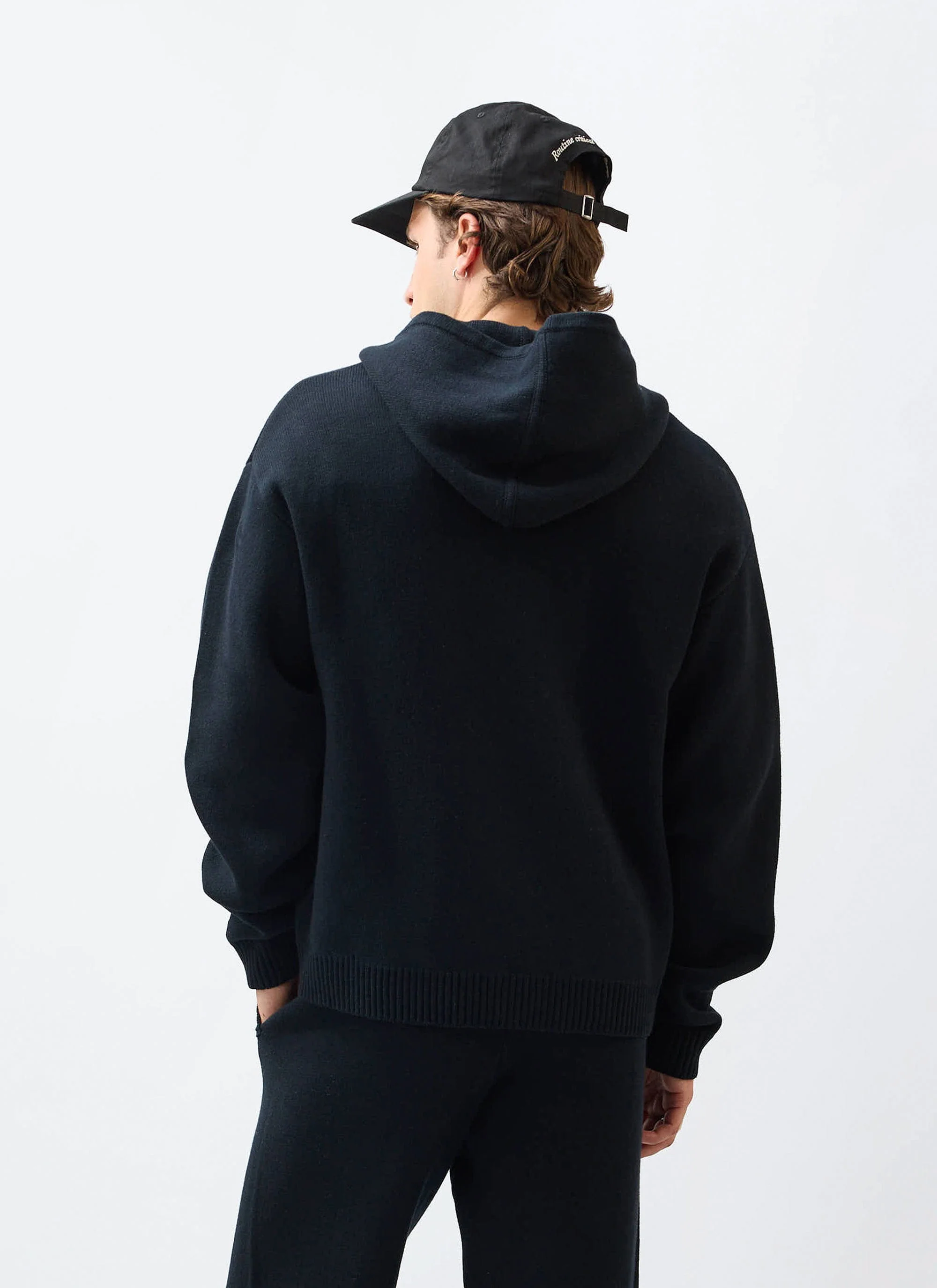 4024-chronicle-knitted-hoodie-cotton-black-6.webp Chronicle Knitted Hoodie | Cotton | Black