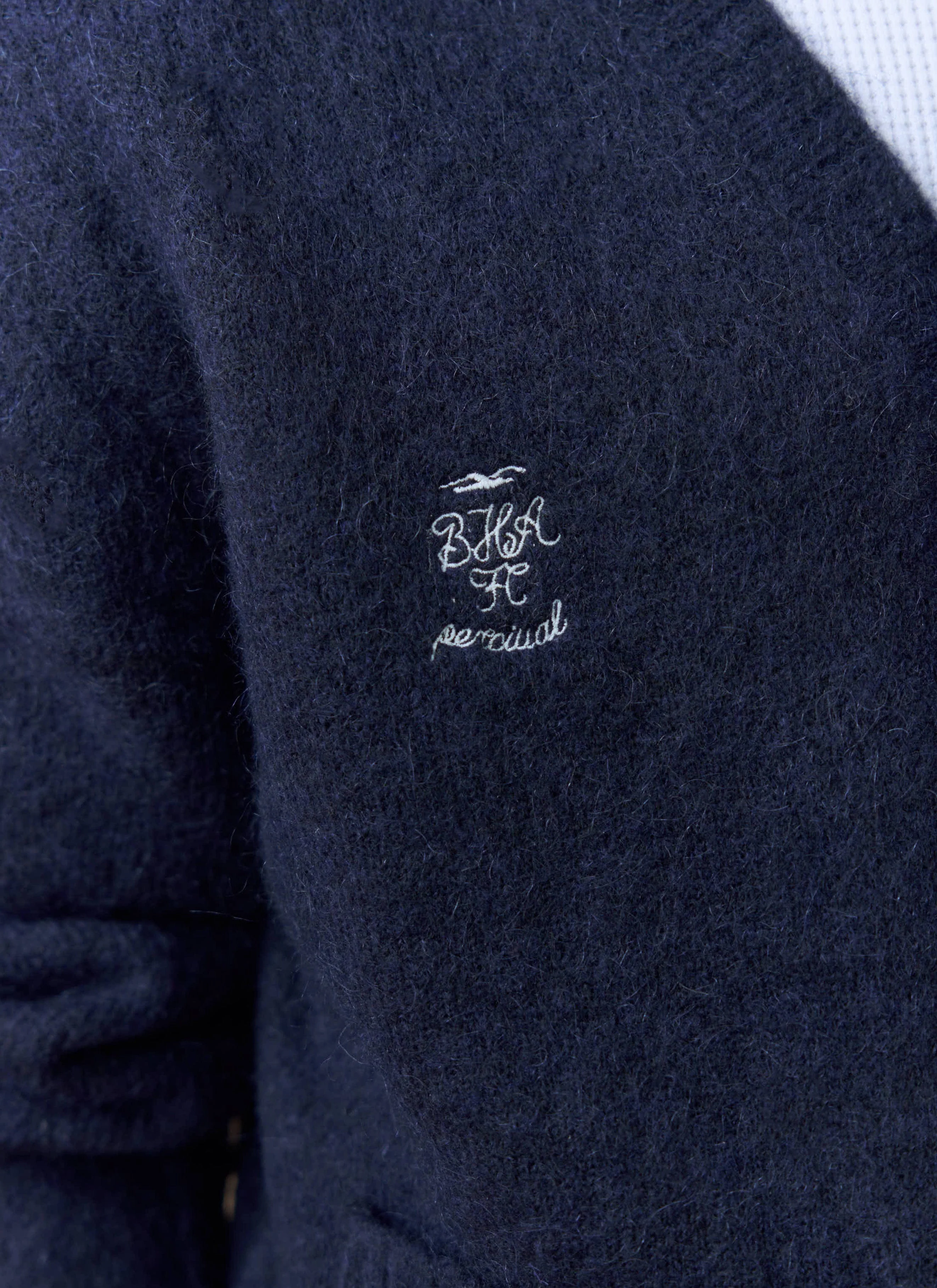 4060-white-glove-cardigan-brighton-hove-albion-f.c.-x-percival-navy-2.webp White Glove Cardigan | Brighton & Hove Albion F.C. x Percival | Navy