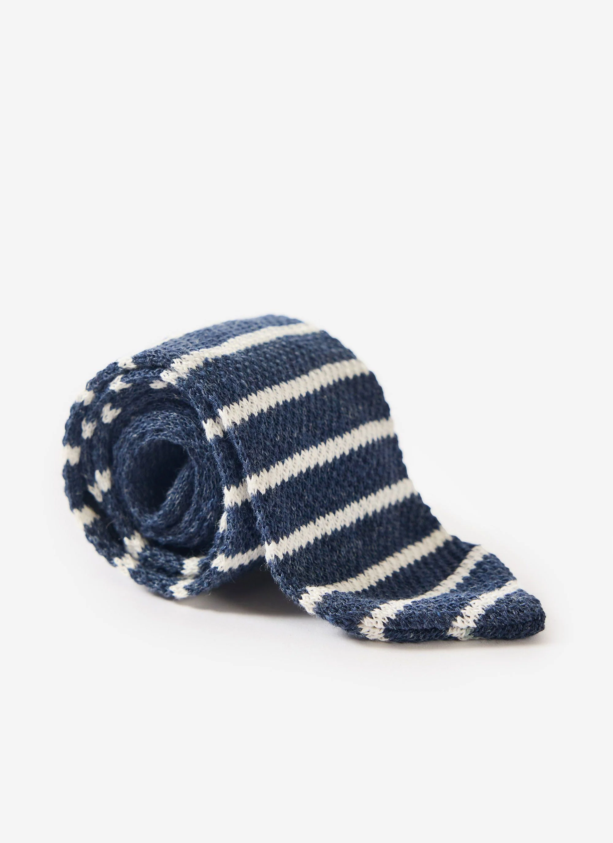 4128-stripe-linen-tie-navy-marl-2.webp Stripe Linen Tie | Navy Marl