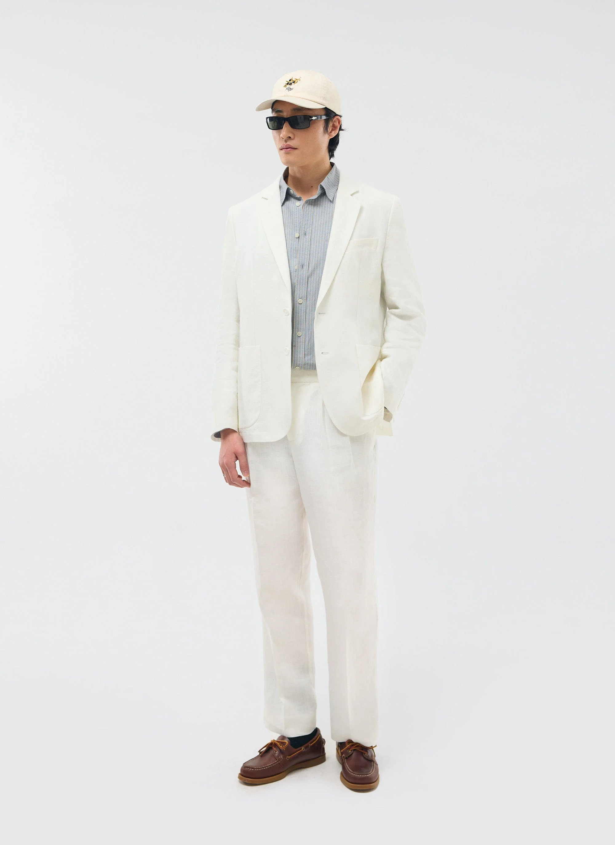 4149-relaxed-tailored-linen-blazer-white-2.webp Relaxed Tailored Linen Blazer | White