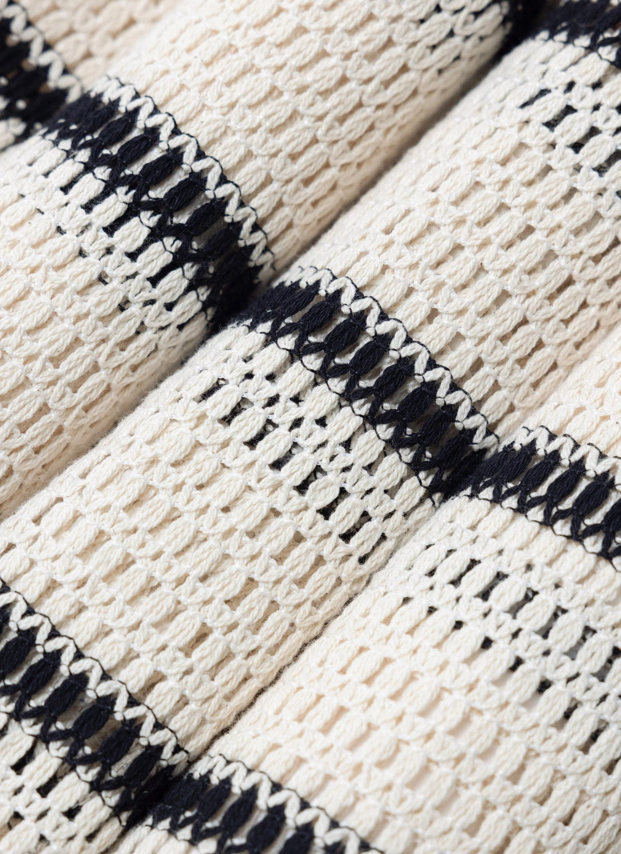 4198-crochet-groundsman-cuban-shirt-cream-with-black-7.webp Crochet Groundsman Cuban Shirt | Cream with Black