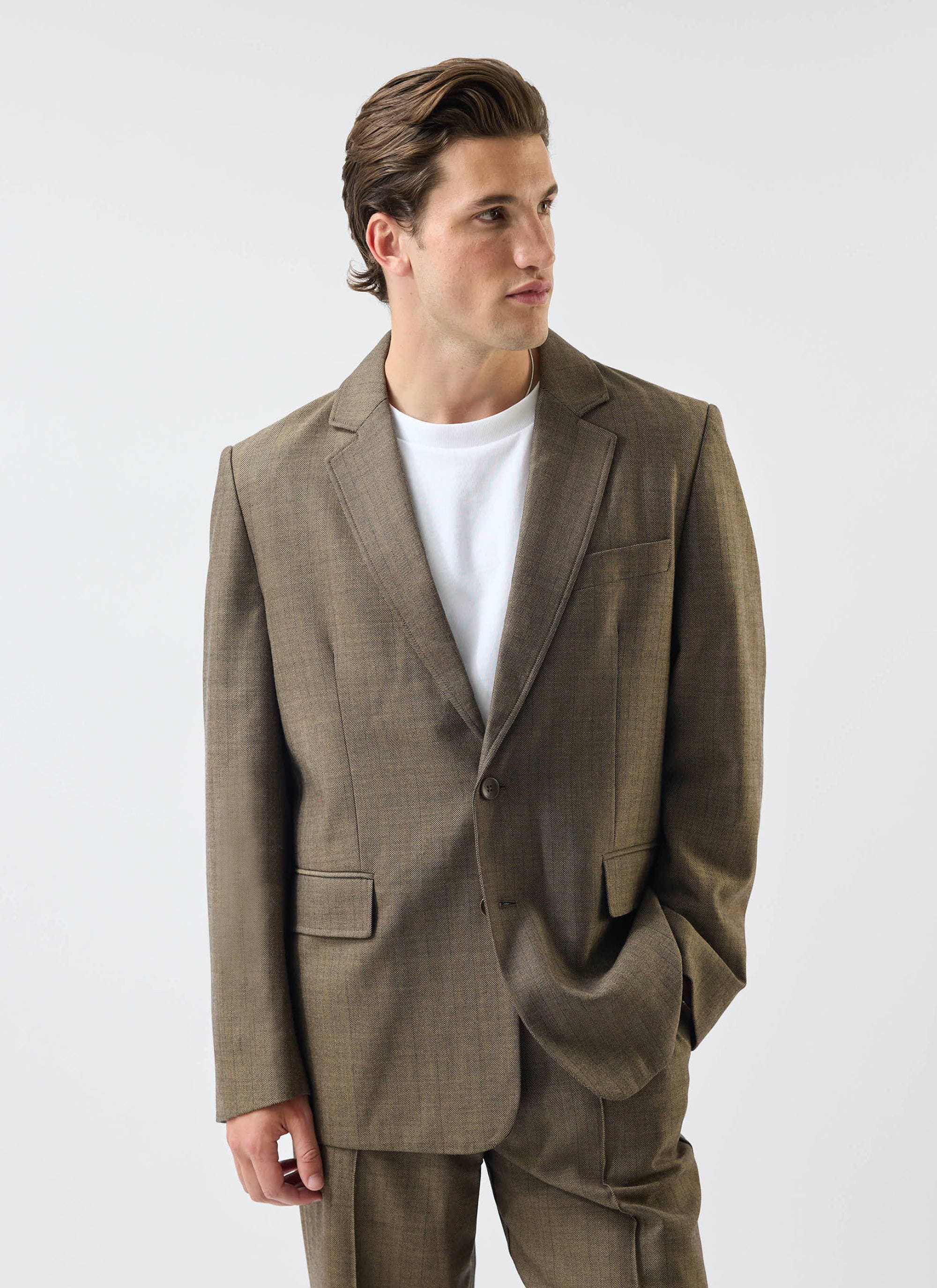 4264-grounds-tailored-blazer-herringbone-wool-oak-5.jpg Grounds Tailored Blazer | Herringbone Wool | Oak
