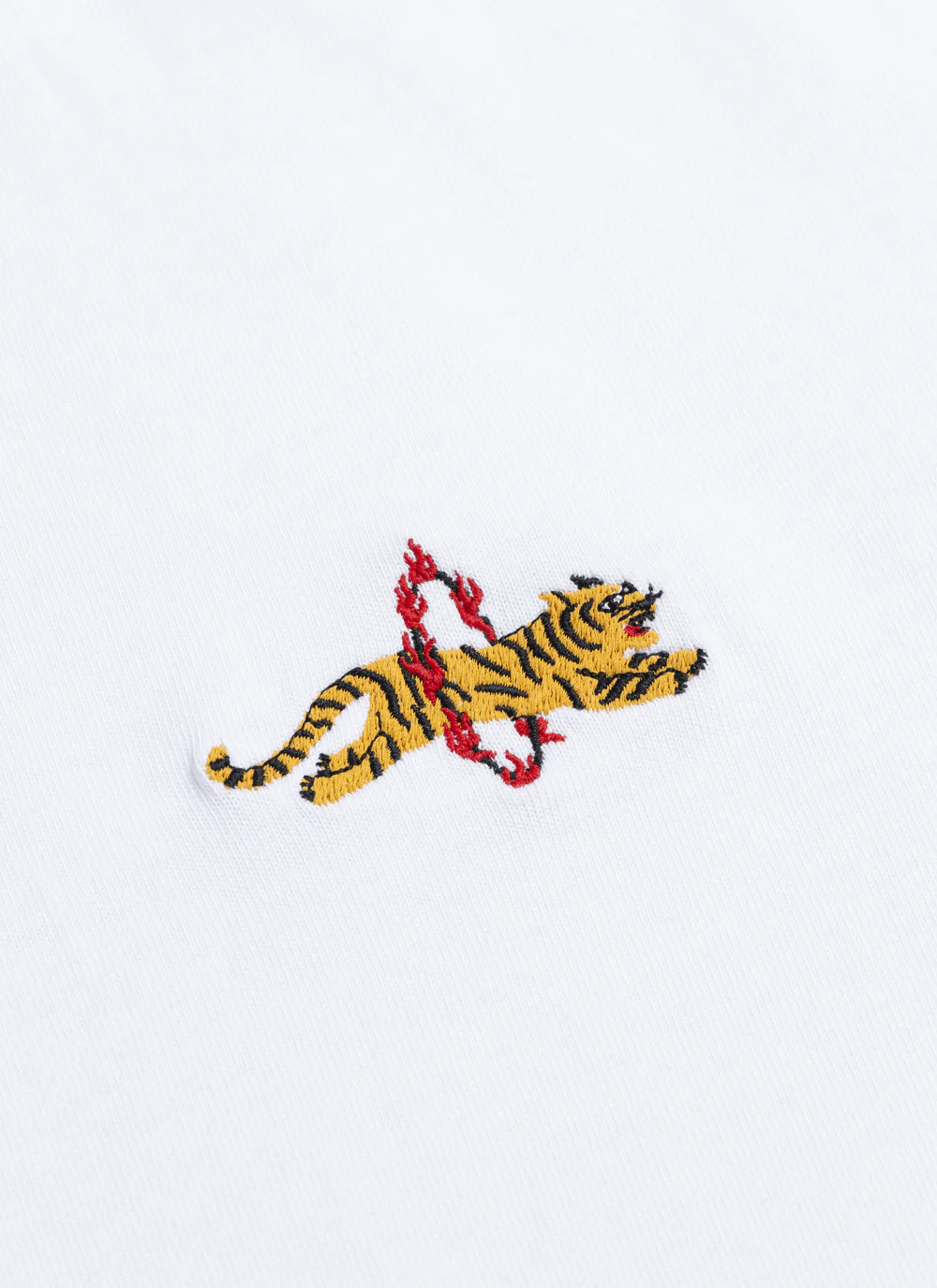 4299-tiger-t-shirt-embroidered-organic-cotton-white-1.webp Tiger T Shirt | Embroidered Organic Cotton | White