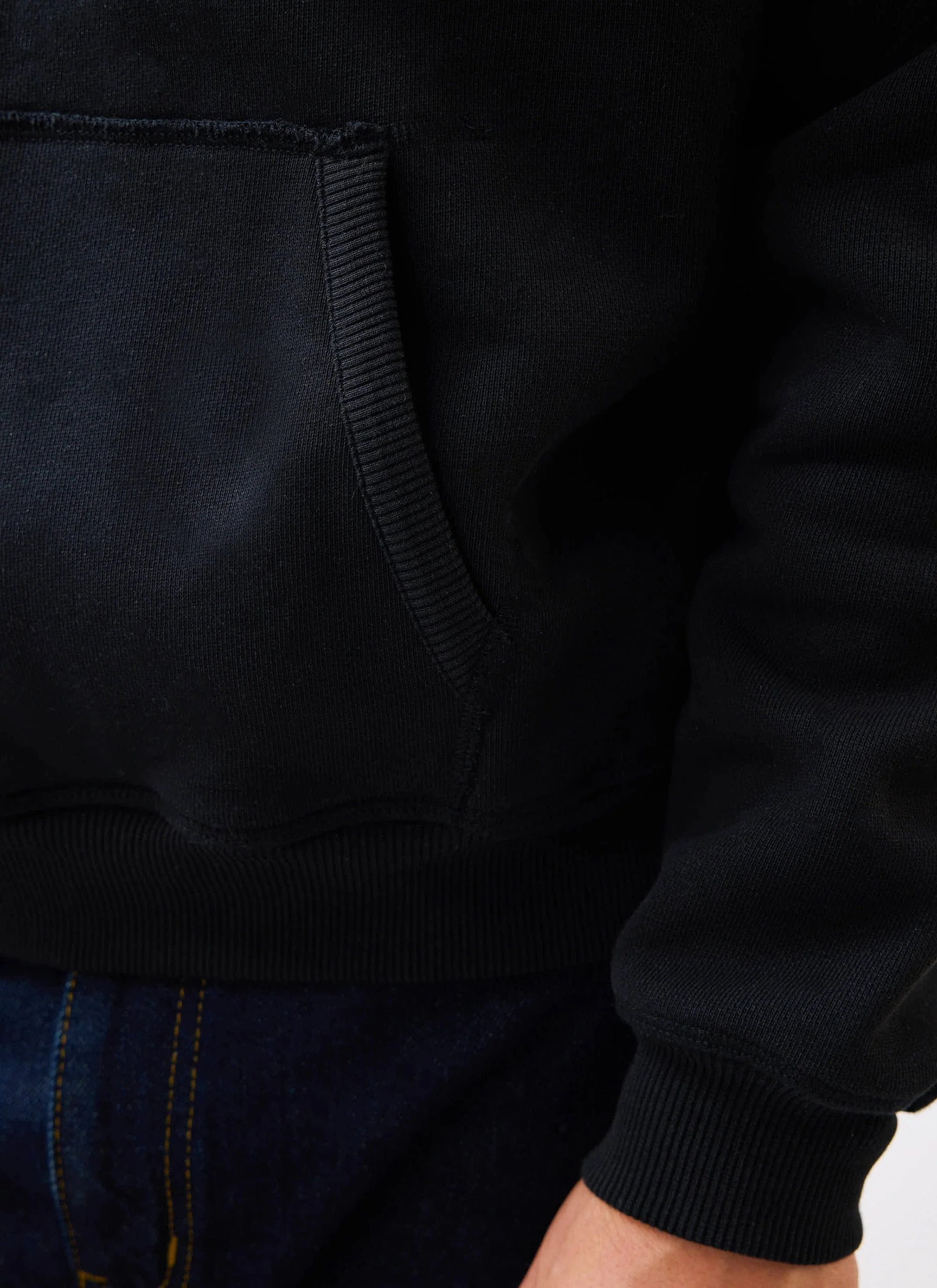 4588-heritage-90-s-raglan-hoodie-cotton-black-5.webp Heritage 90's Raglan Hoodie | Cotton | Black