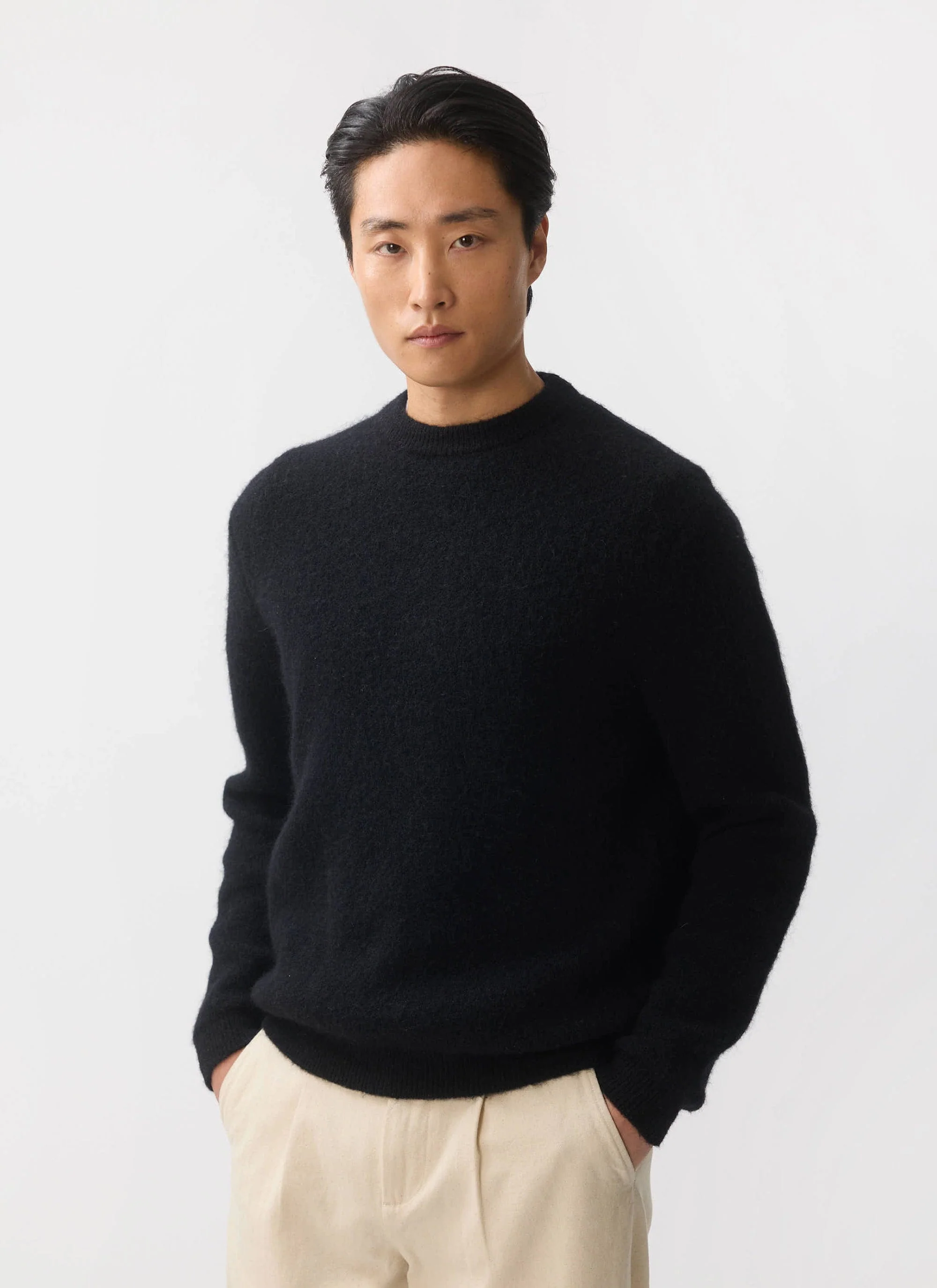 4922-white-glove-boxy-crew-neck-jumper-mohair-black-5.webp White Glove Boxy Crew Neck Jumper | Mohair | Black