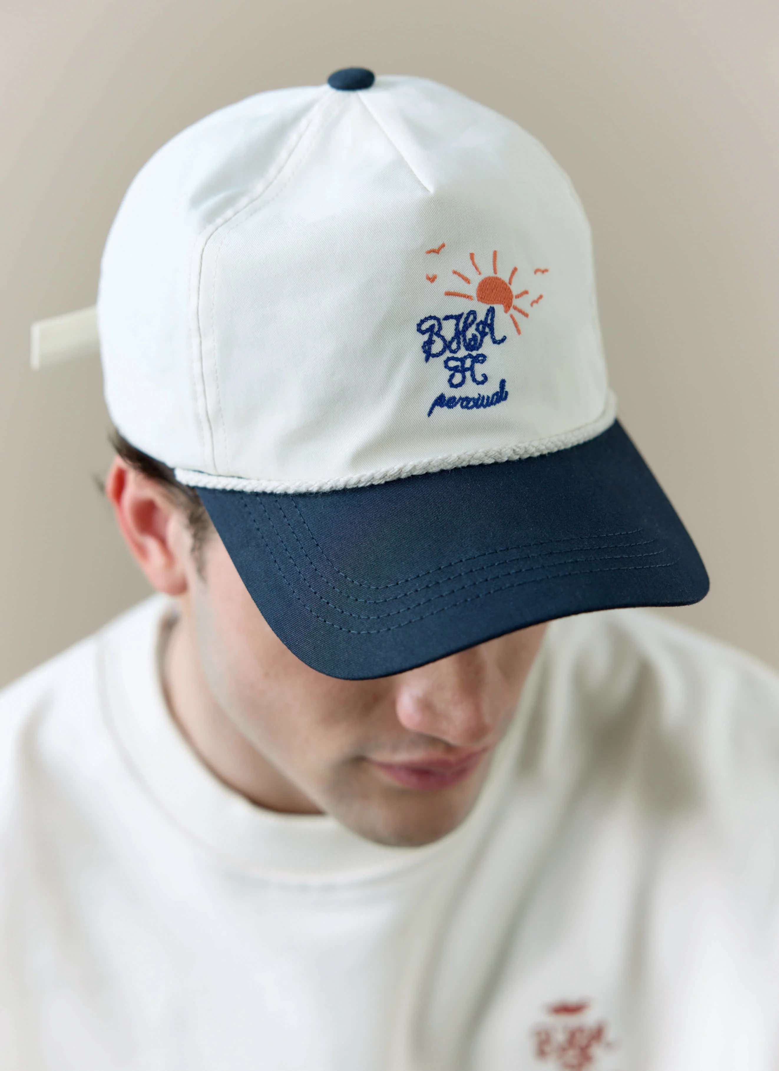 5351-trucker-cap-brighton-hove-albion-f.c.-x-percival-cream-navy-1.webp Trucker Cap | Brighton & Hove Albion F.C. x Percival | Cream Navy