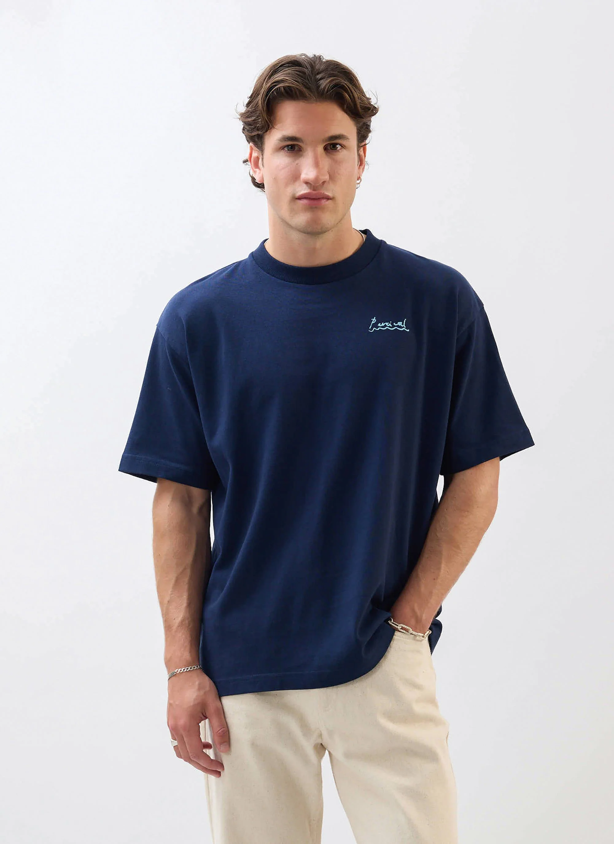5413-amor-oversized-t-shirt-organic-cotton-navy-4.webp Amor Oversized T Shirt | Organic Cotton | Navy